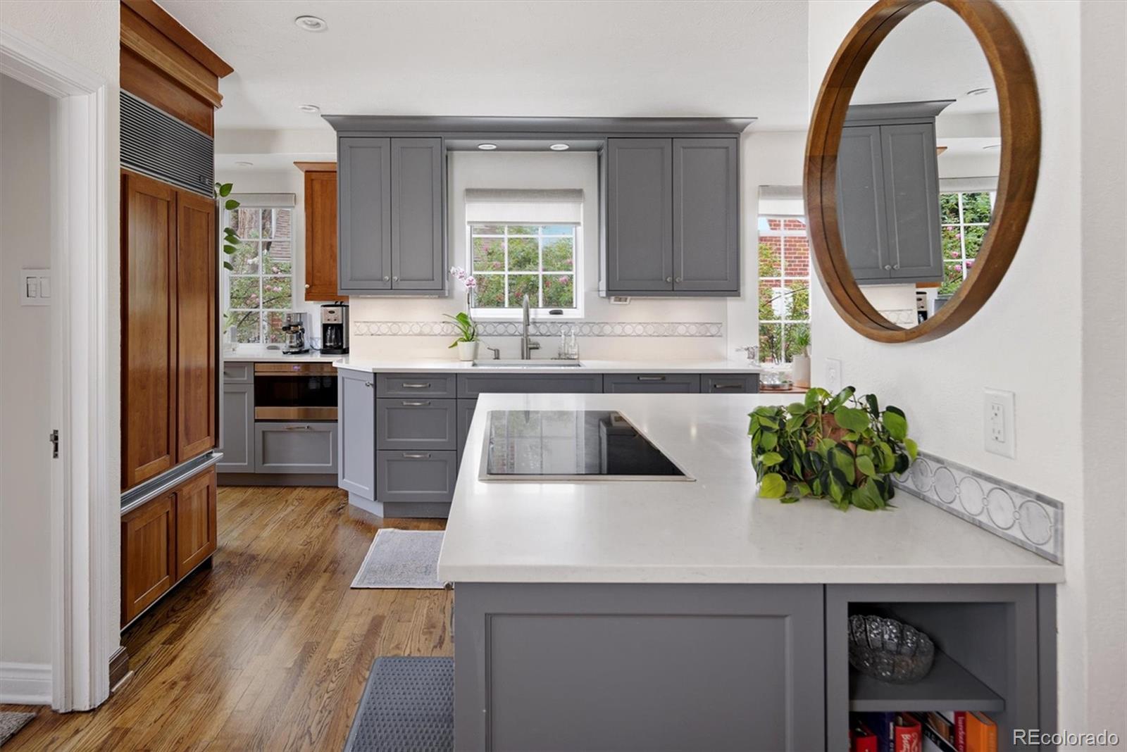 MLS Image #15 for 956 s elizabeth street,denver, Colorado