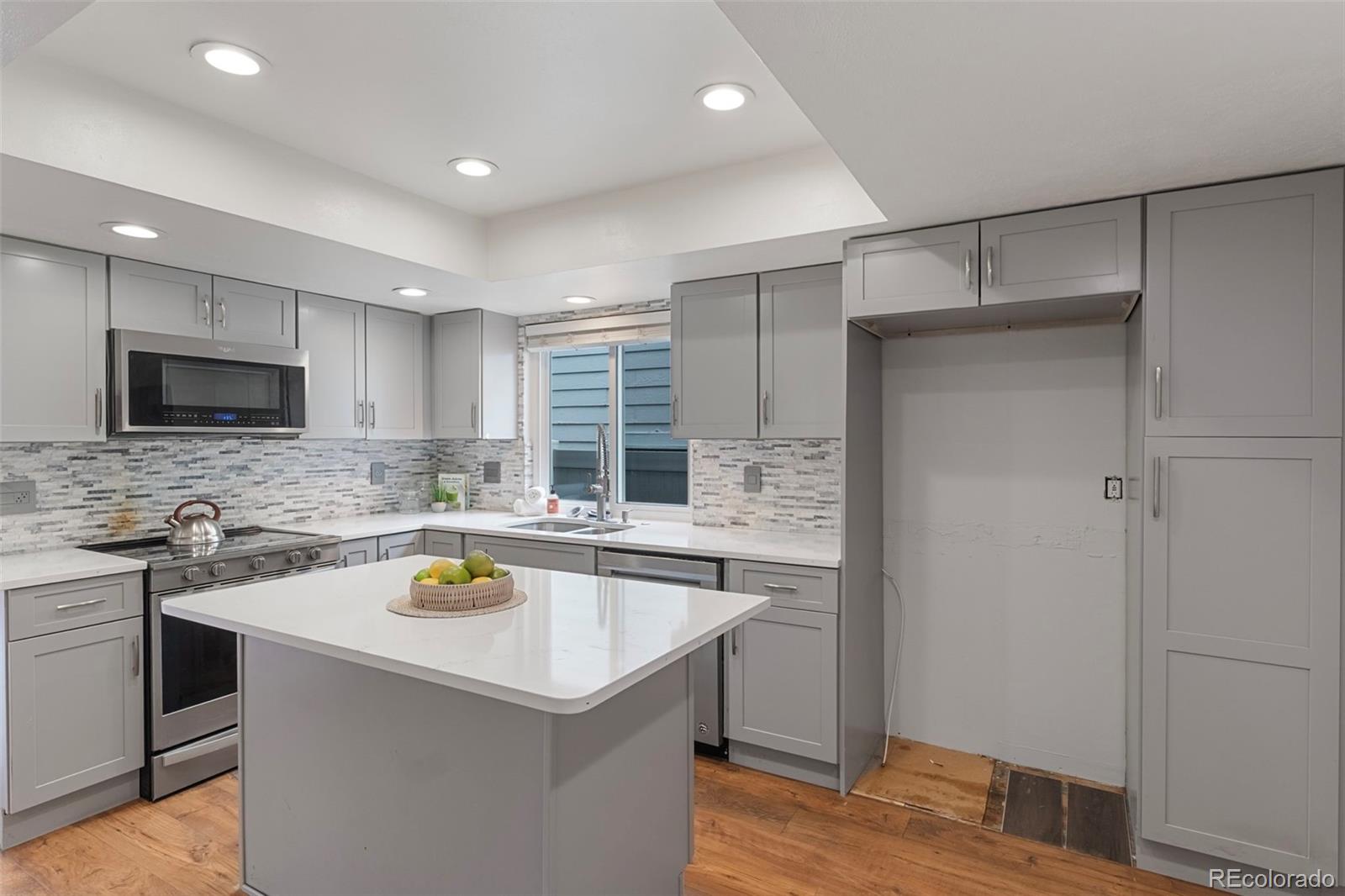 MLS Image #3 for 3843 s atchison way,aurora, Colorado