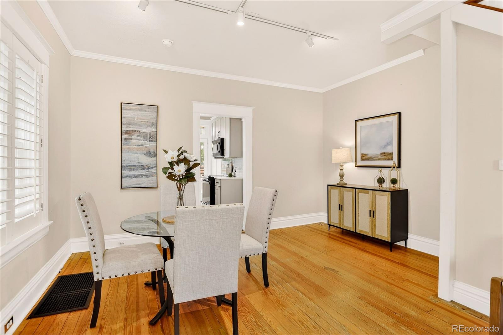 MLS Image #10 for 28 w cedar avenue,denver, Colorado