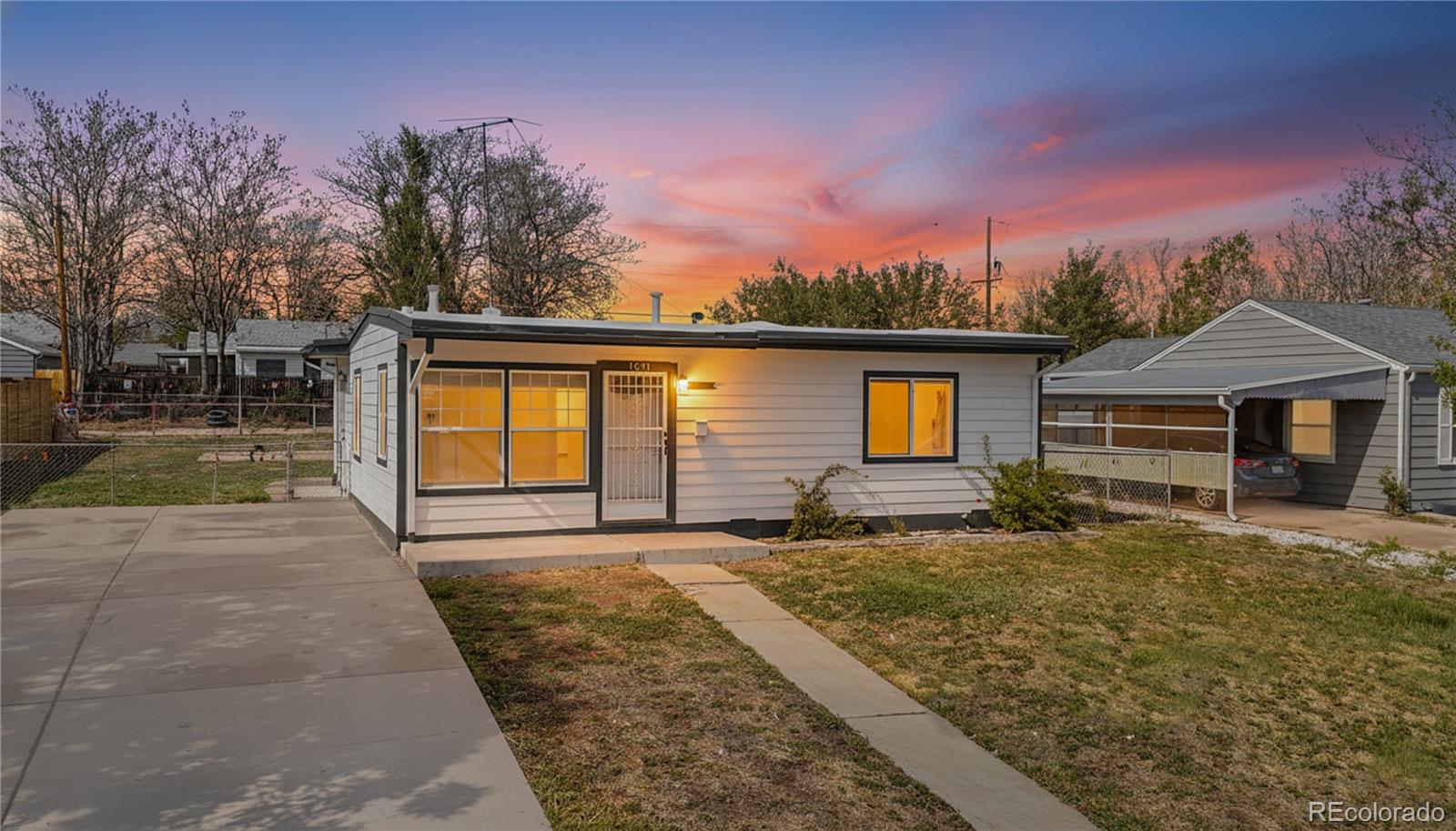 MLS Image #1 for 1631 w hoye place,denver, Colorado