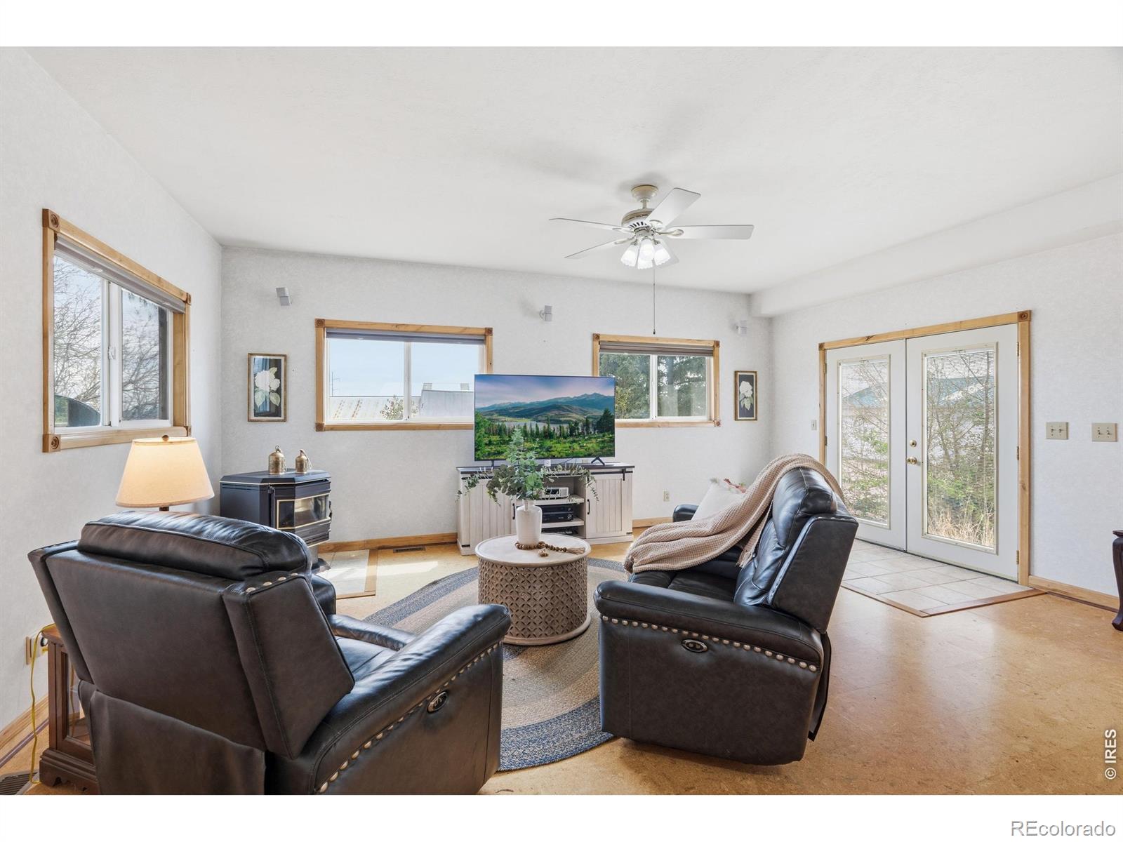 MLS Image #13 for 21167  county road 3 ,berthoud, Colorado