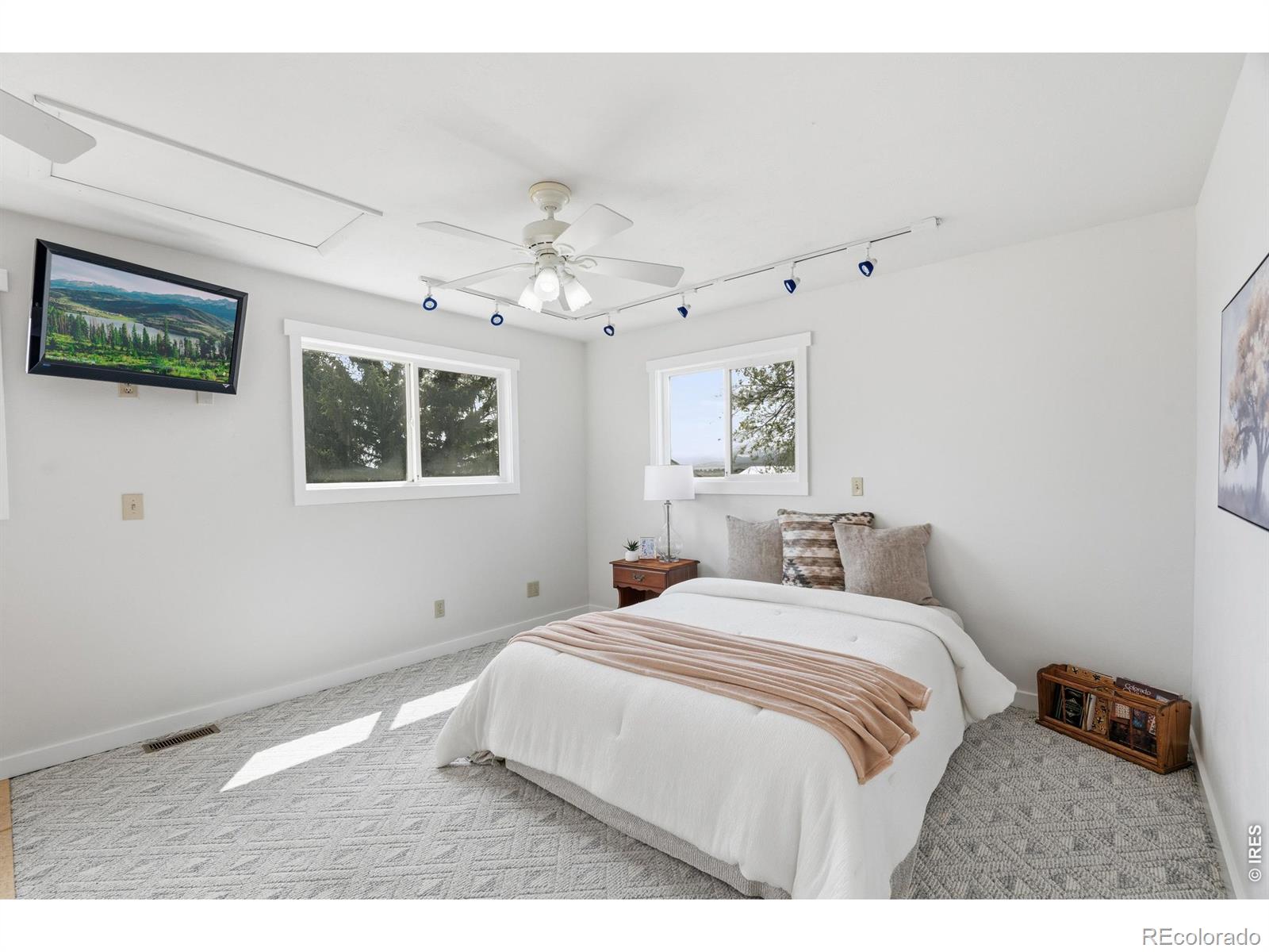 MLS Image #25 for 21167  county road 3 ,berthoud, Colorado