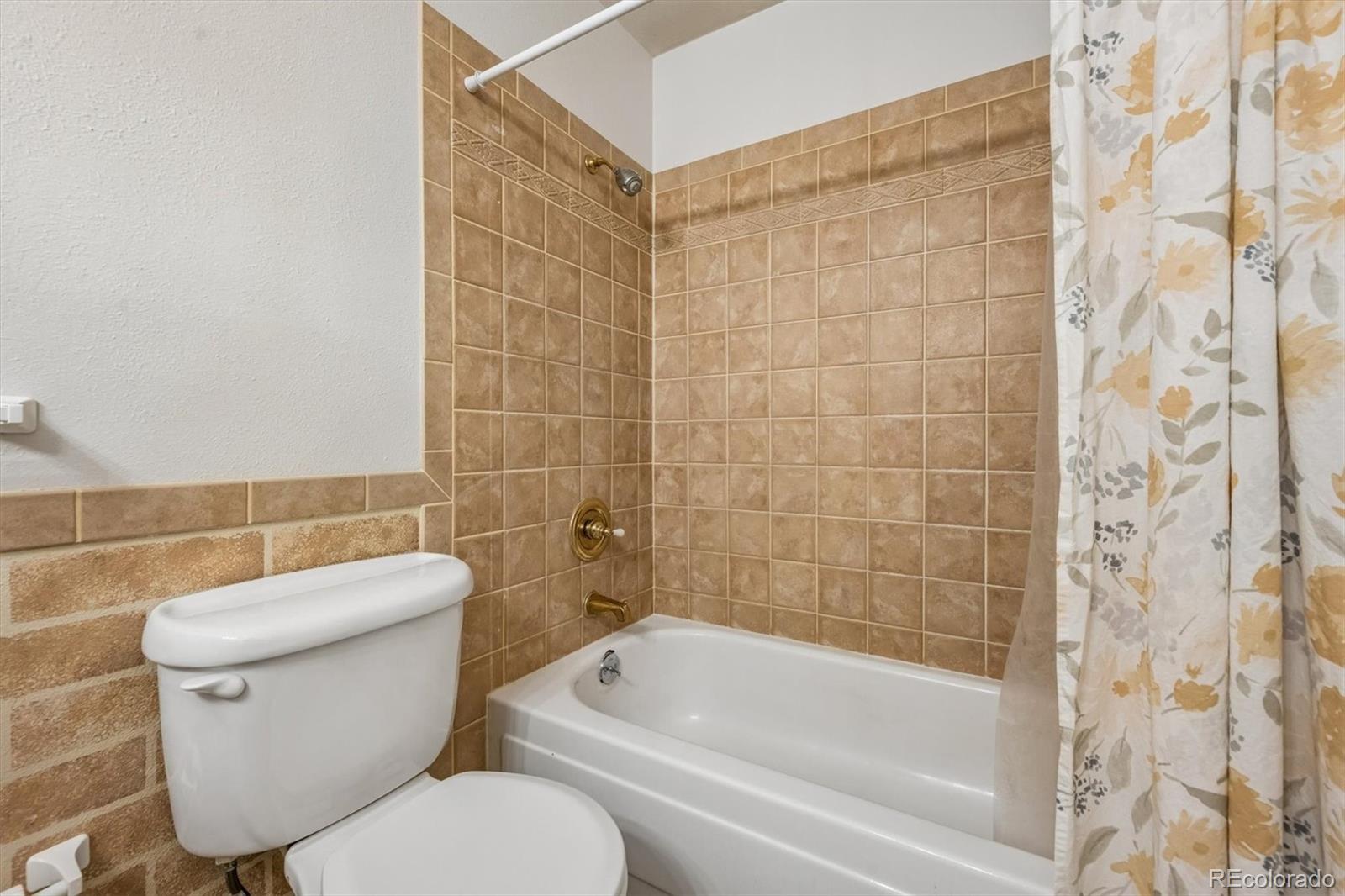 MLS Image #25 for 3160  oak circle,broomfield, Colorado