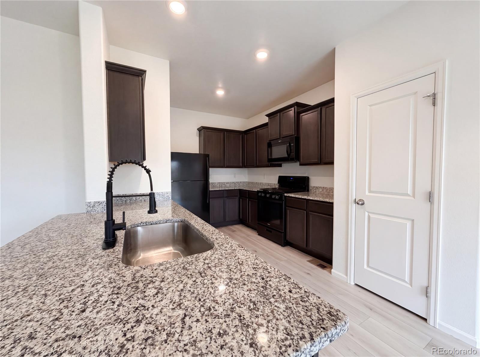 MLS Image #10 for 209  clayton avenue,keenesburg, Colorado