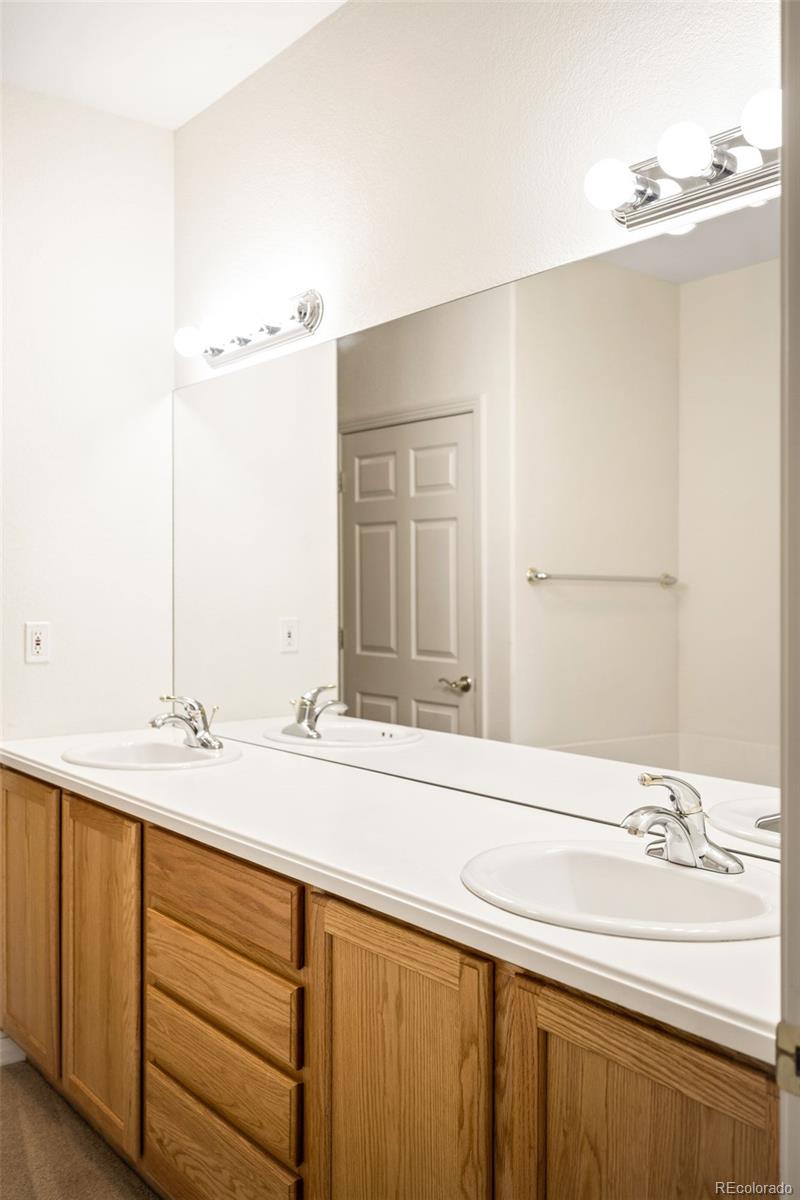 MLS Image #16 for 10735  eliot circle 102,denver, Colorado