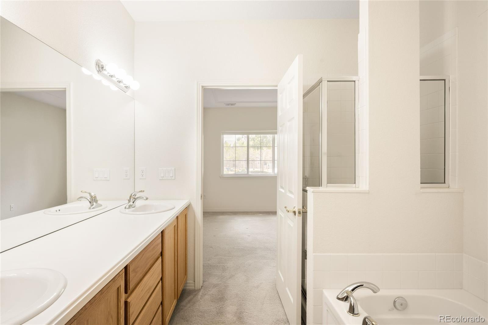 MLS Image #19 for 10735  eliot circle 102,denver, Colorado