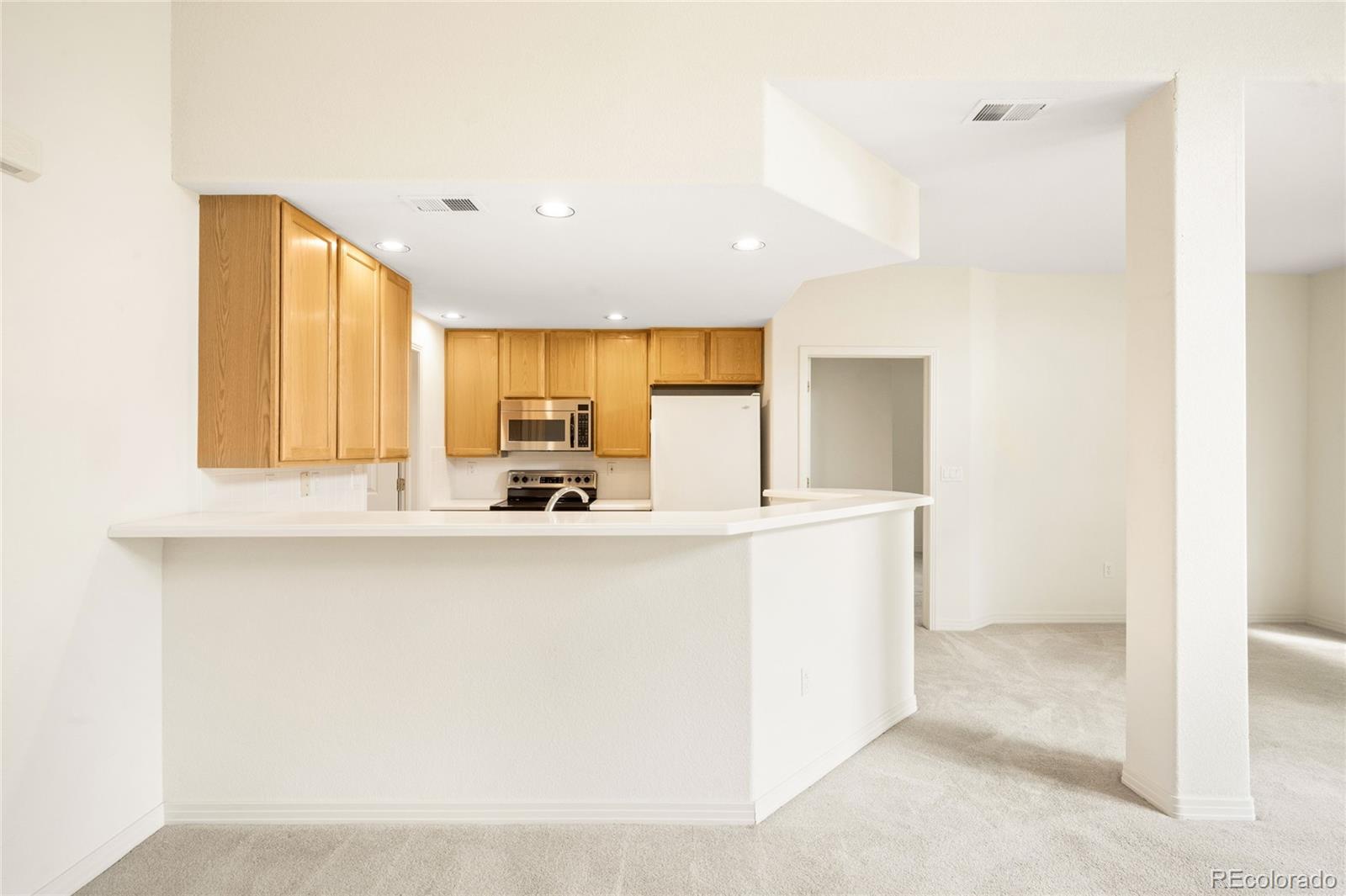 MLS Image #6 for 10735  eliot circle 102,denver, Colorado