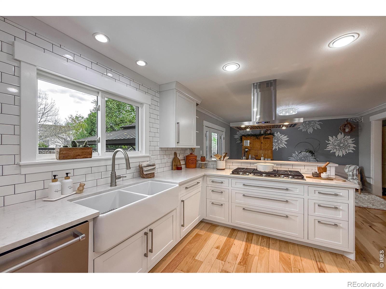 MLS Image #11 for 2277  spinnaker circle,longmont, Colorado