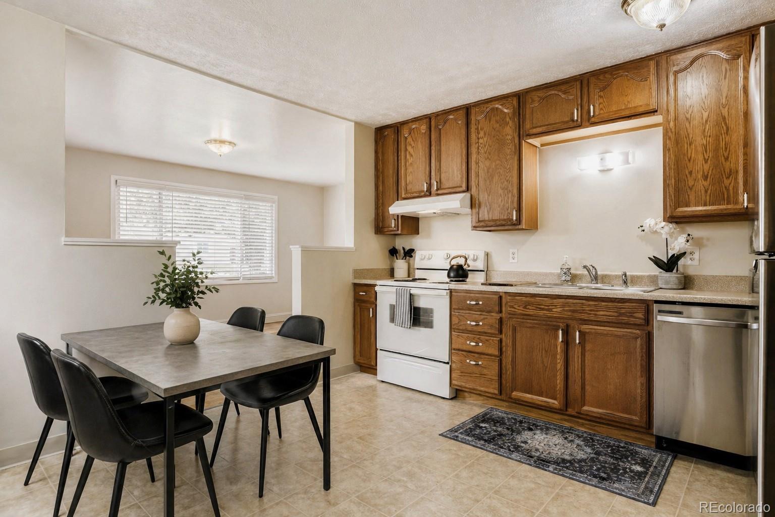 MLS Image #4 for 1600 s wolcott court,denver, Colorado