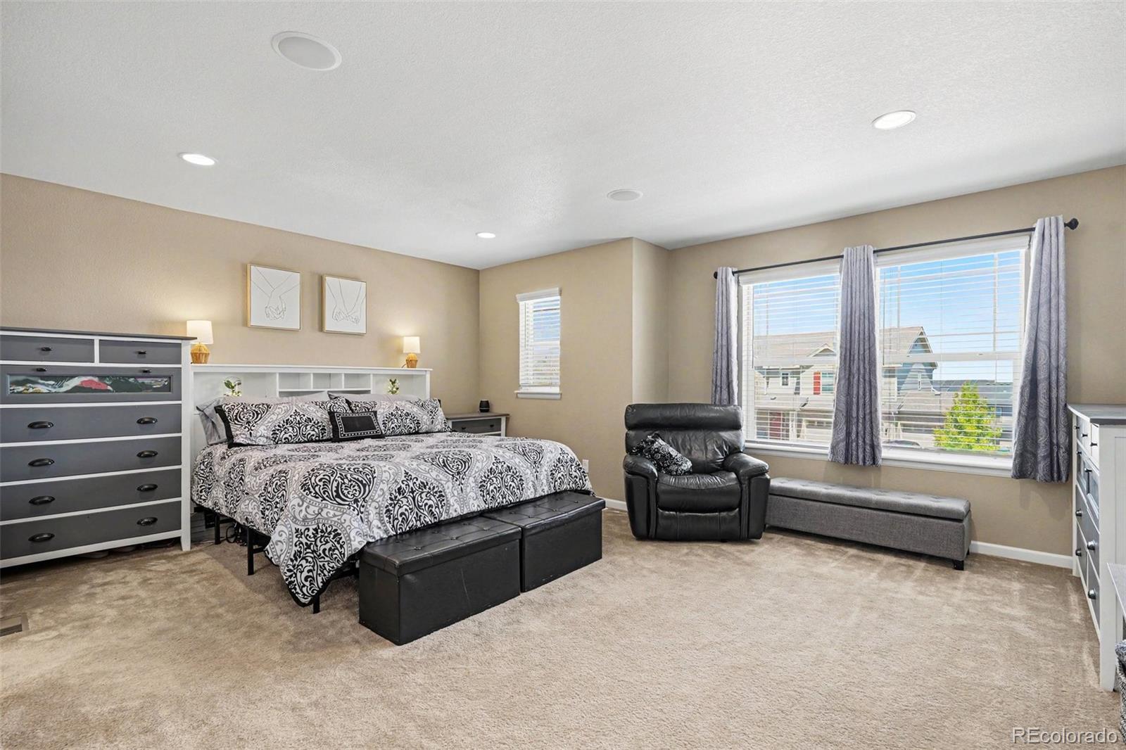 MLS Image #11 for 26712 e hinsdale place,aurora, Colorado