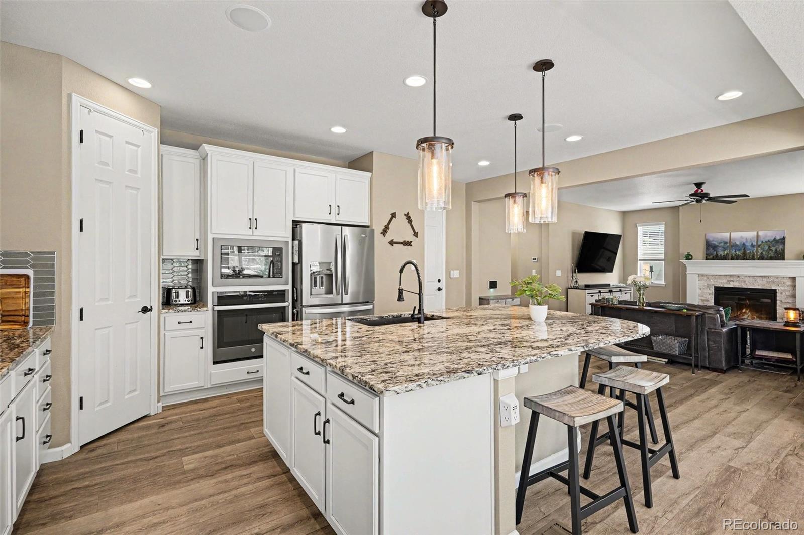 MLS Image #3 for 26712 e hinsdale place,aurora, Colorado