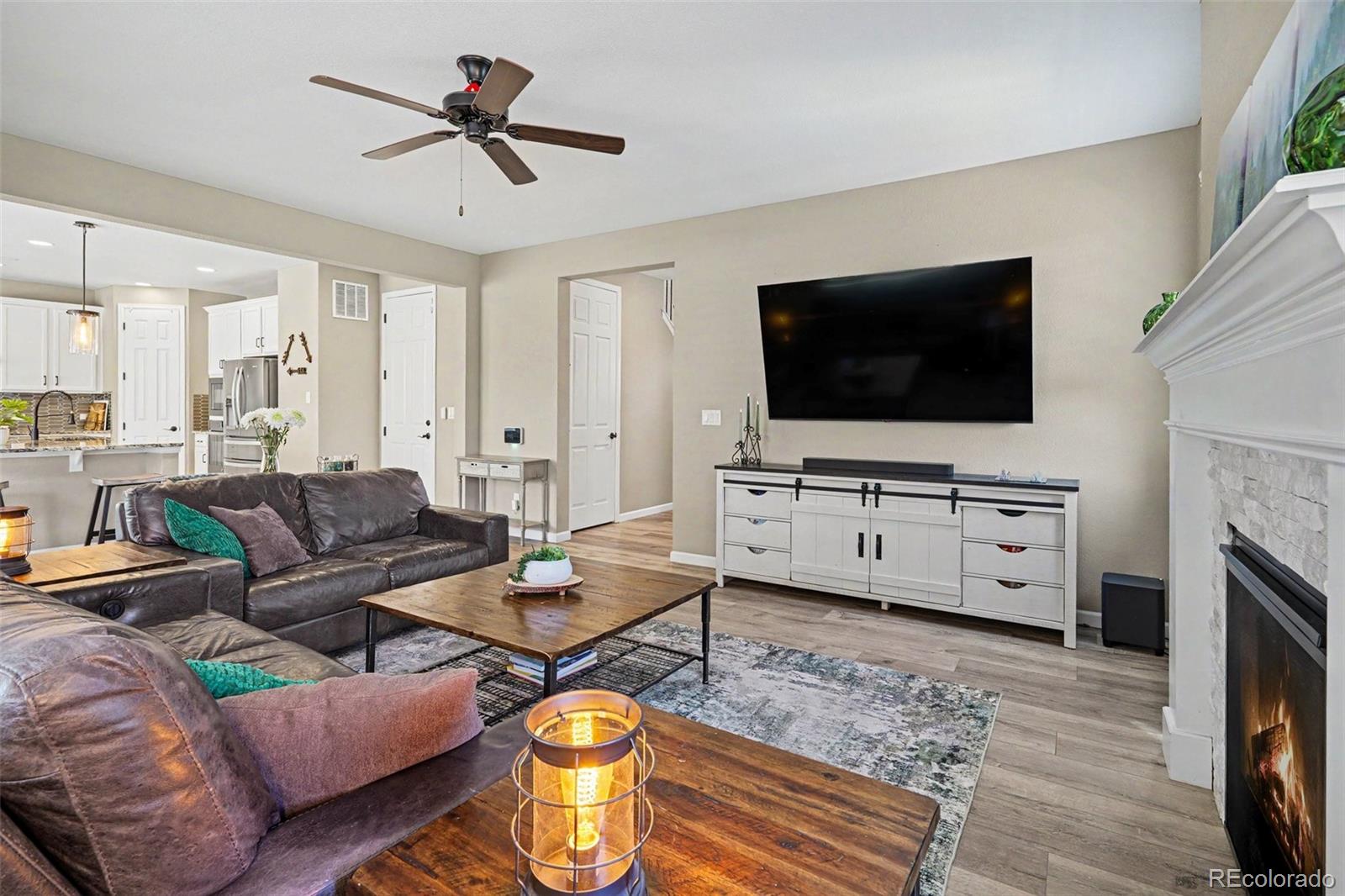 MLS Image #7 for 26712 e hinsdale place,aurora, Colorado