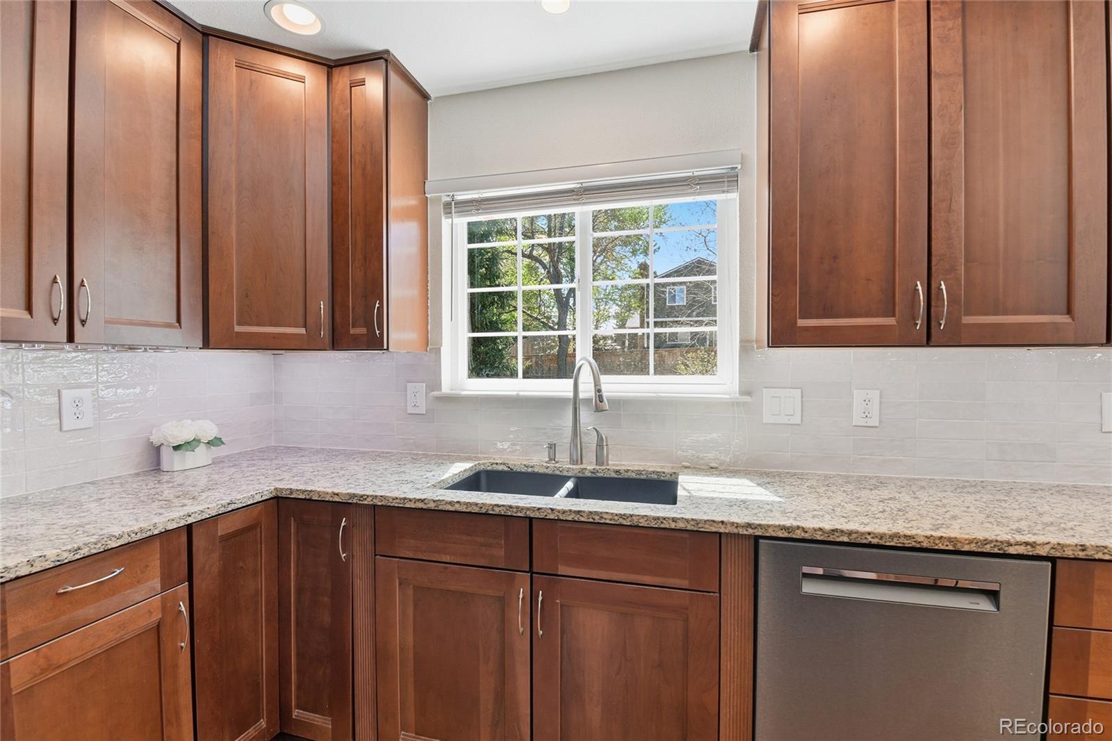 MLS Image #5 for 9776 w morraine avenue,littleton, Colorado
