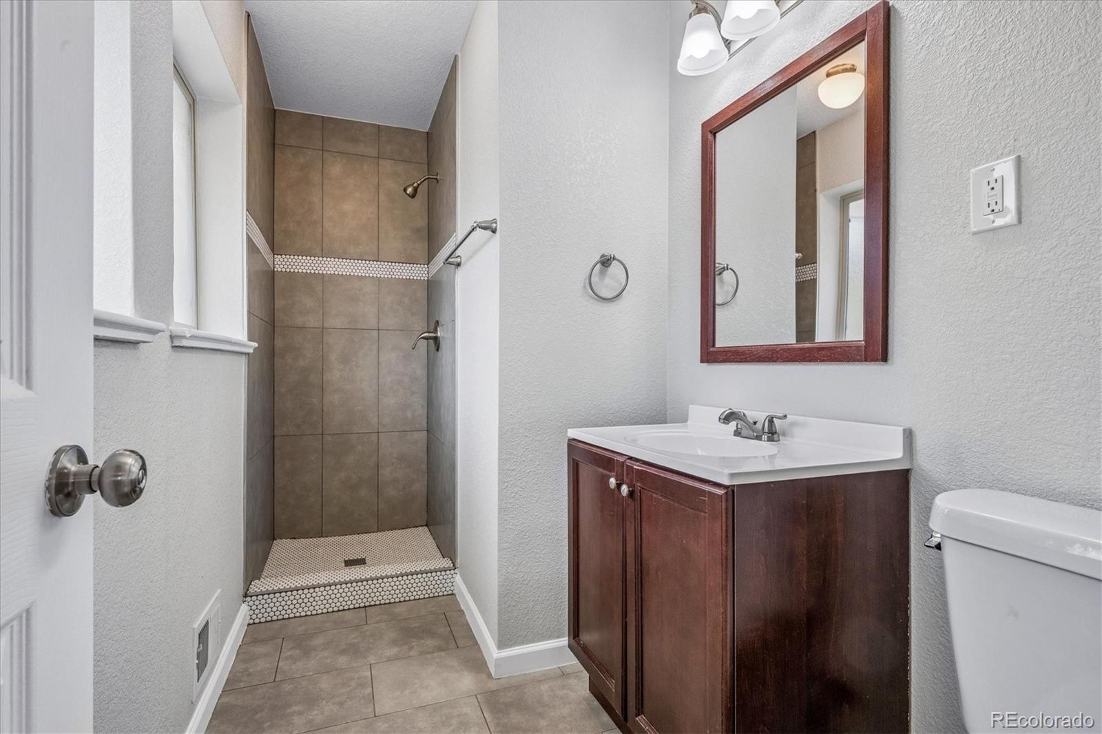 MLS Image #15 for 2581 s dennison court,denver, Colorado