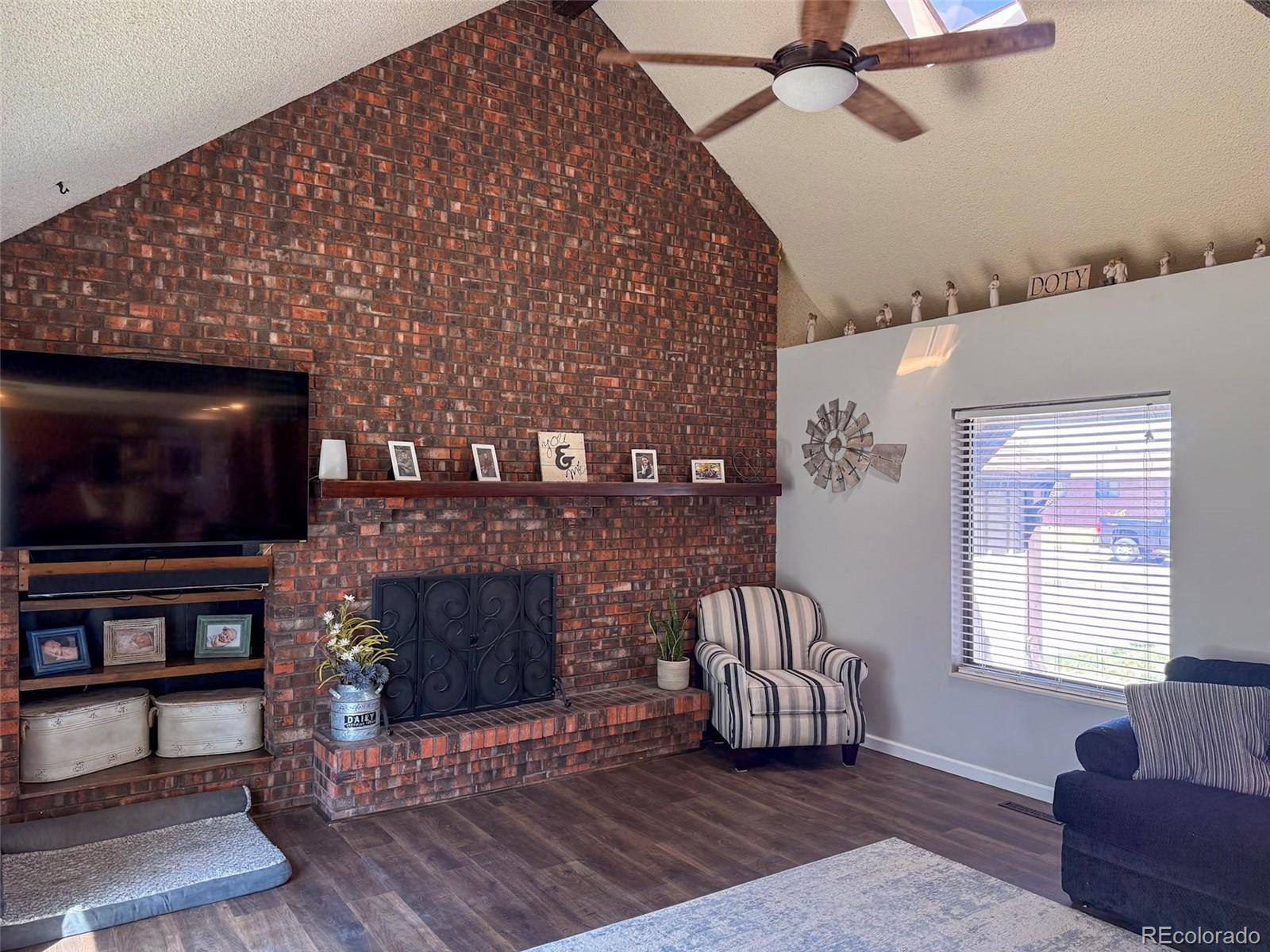 MLS Image #10 for 35  cedar circle,burlington, Colorado