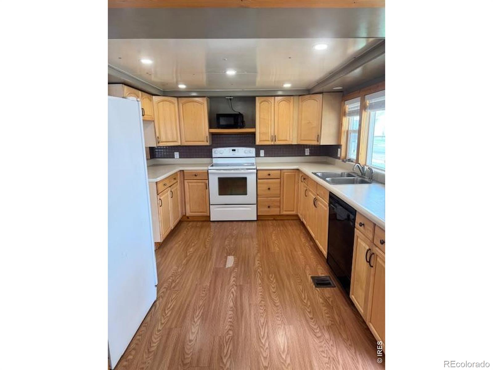 MLS Image #1 for 241 w chase street,haxtun, Colorado
