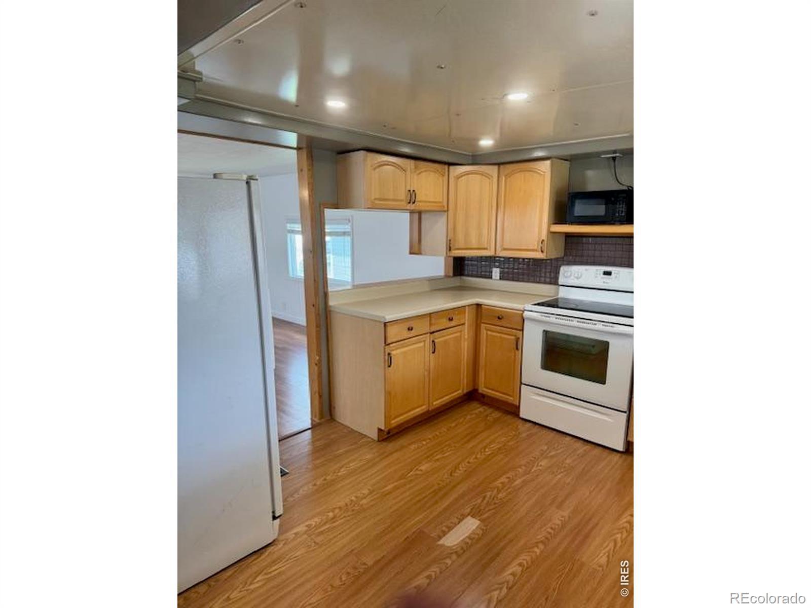 MLS Image #3 for 241 w chase street,haxtun, Colorado