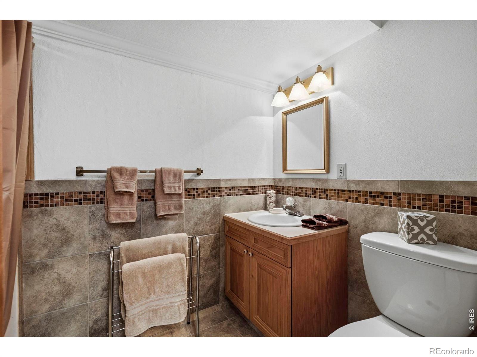 MLS Image #38 for 7334 s meadow court,boulder, Colorado