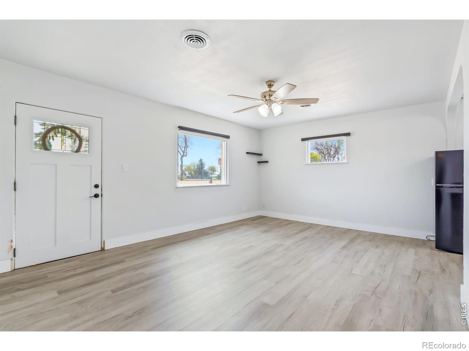 MLS Image #5 for 147 e park avenue,pierce, Colorado