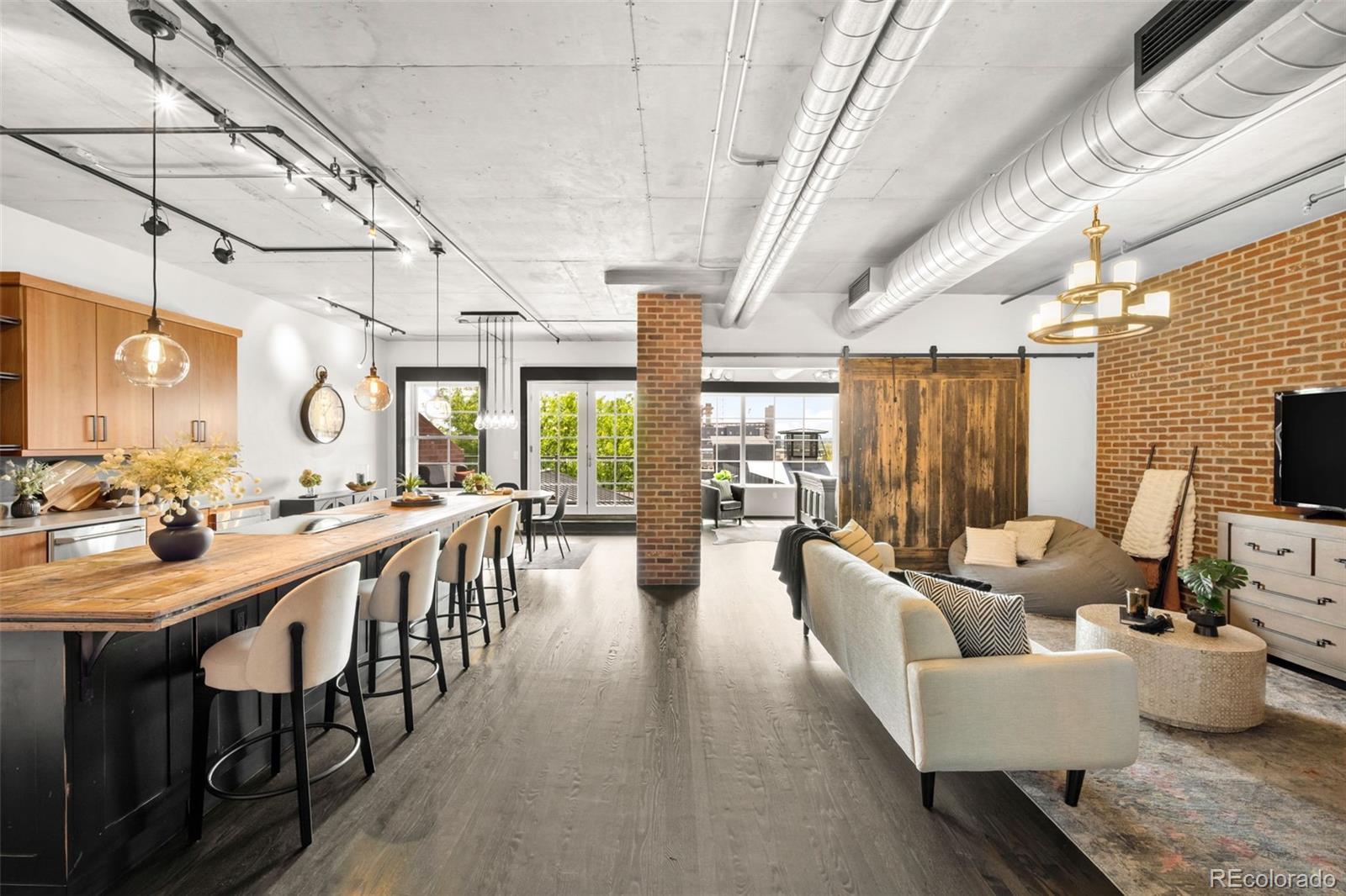 MLS Image #7 for 1499  blake street,denver, Colorado