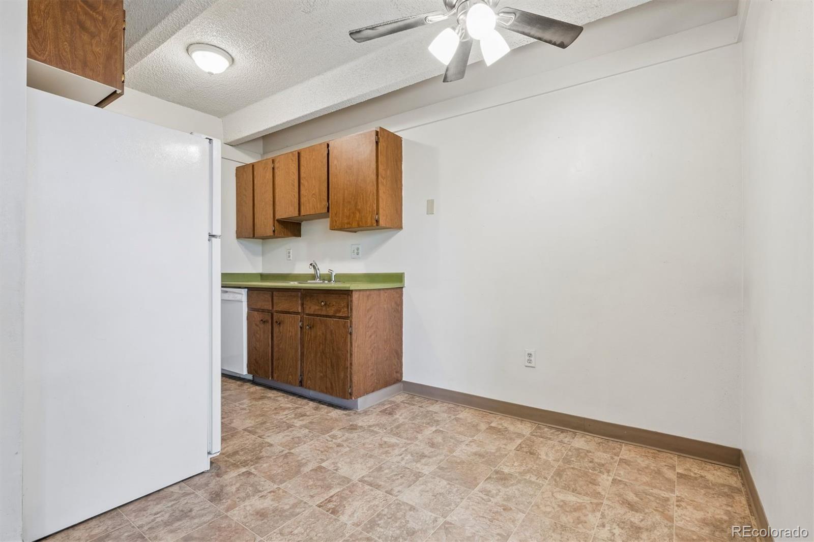 MLS Image #17 for 800 w belleview avenue 306,englewood, Colorado