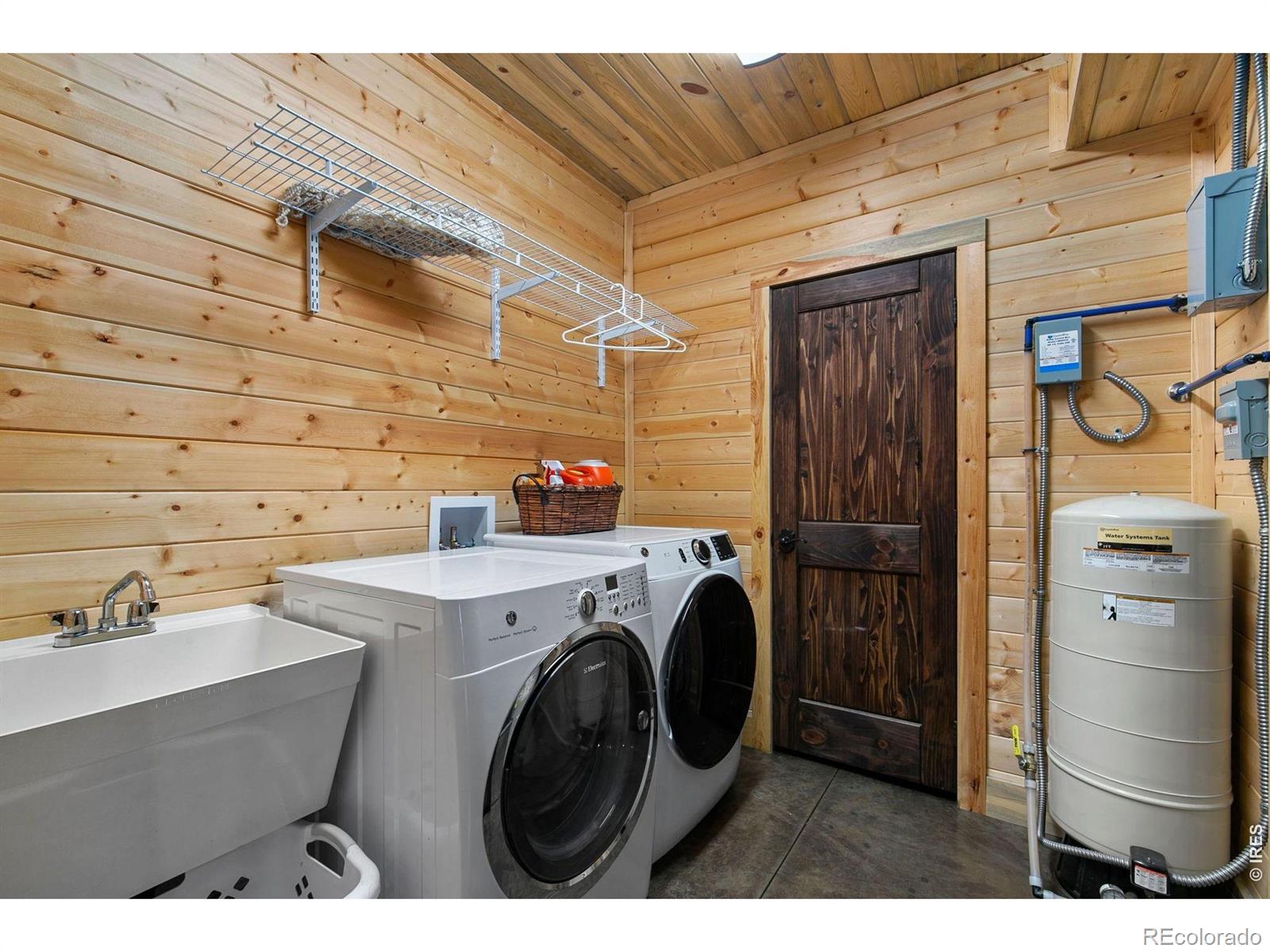 MLS Image #18 for 580  la escena drive,bellvue, Colorado