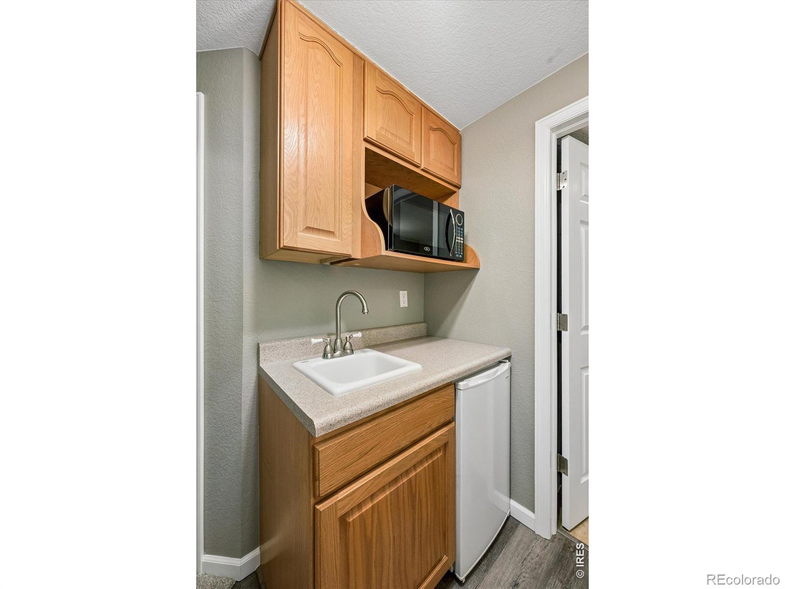 MLS Image #24 for 562  spruce circle,louisville, Colorado