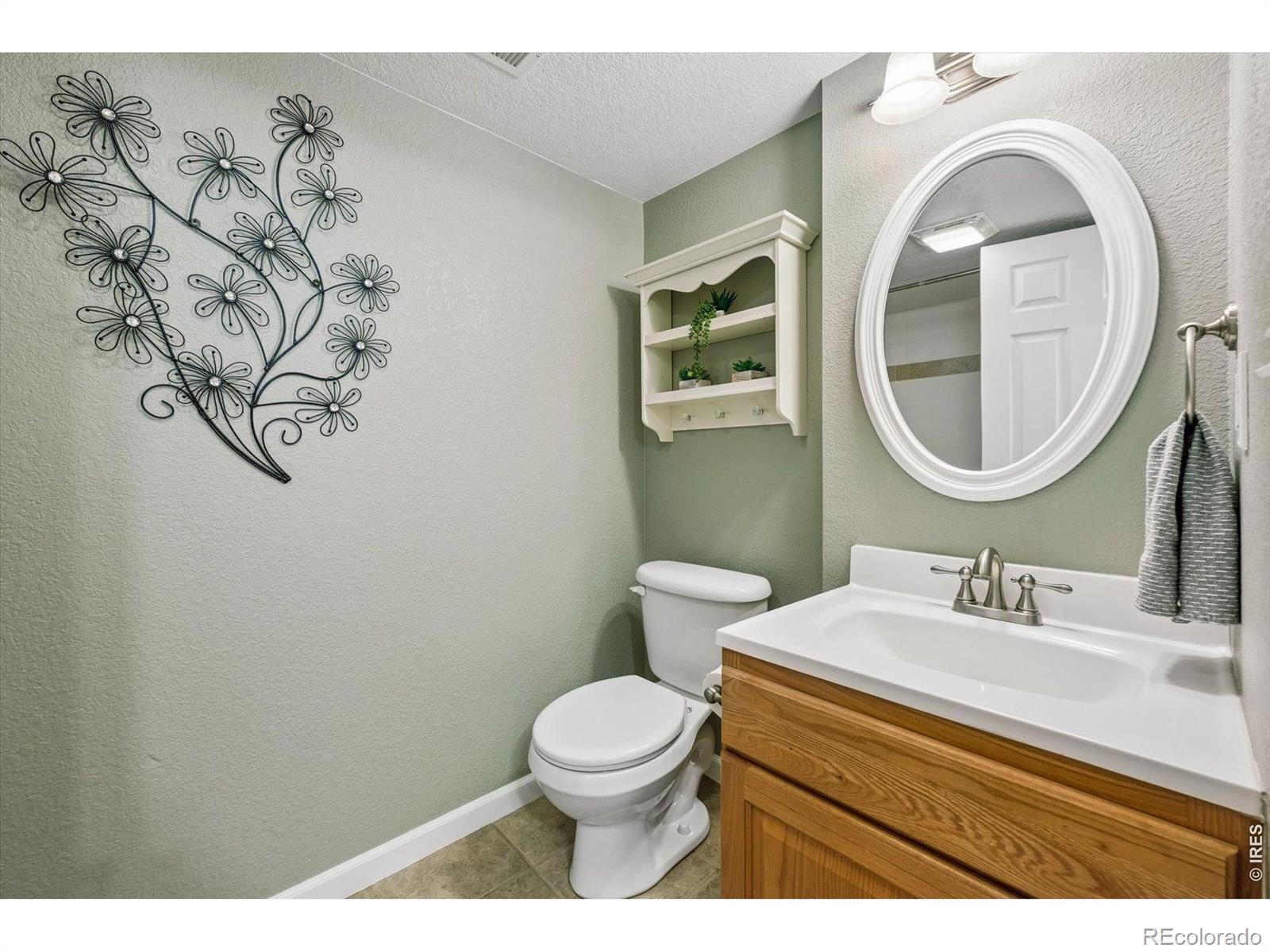 MLS Image #26 for 562  spruce circle,louisville, Colorado