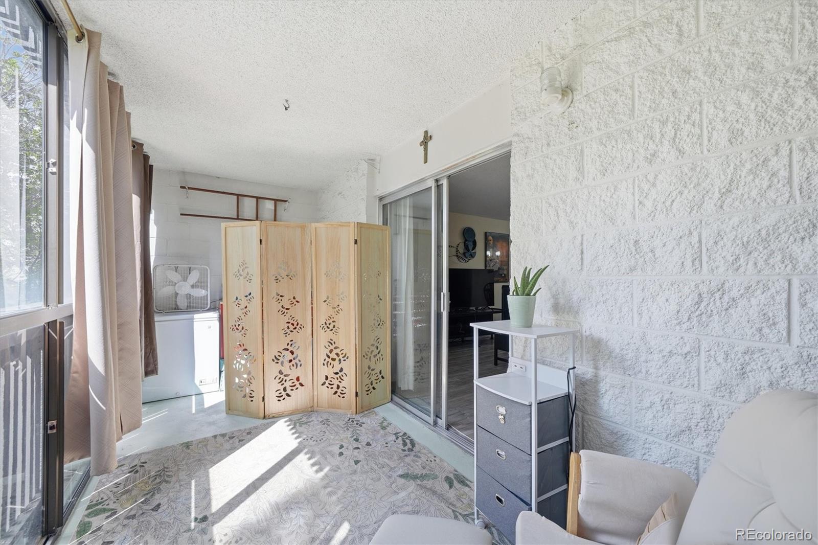 MLS Image #19 for 3470 s poplar street 209,denver, Colorado