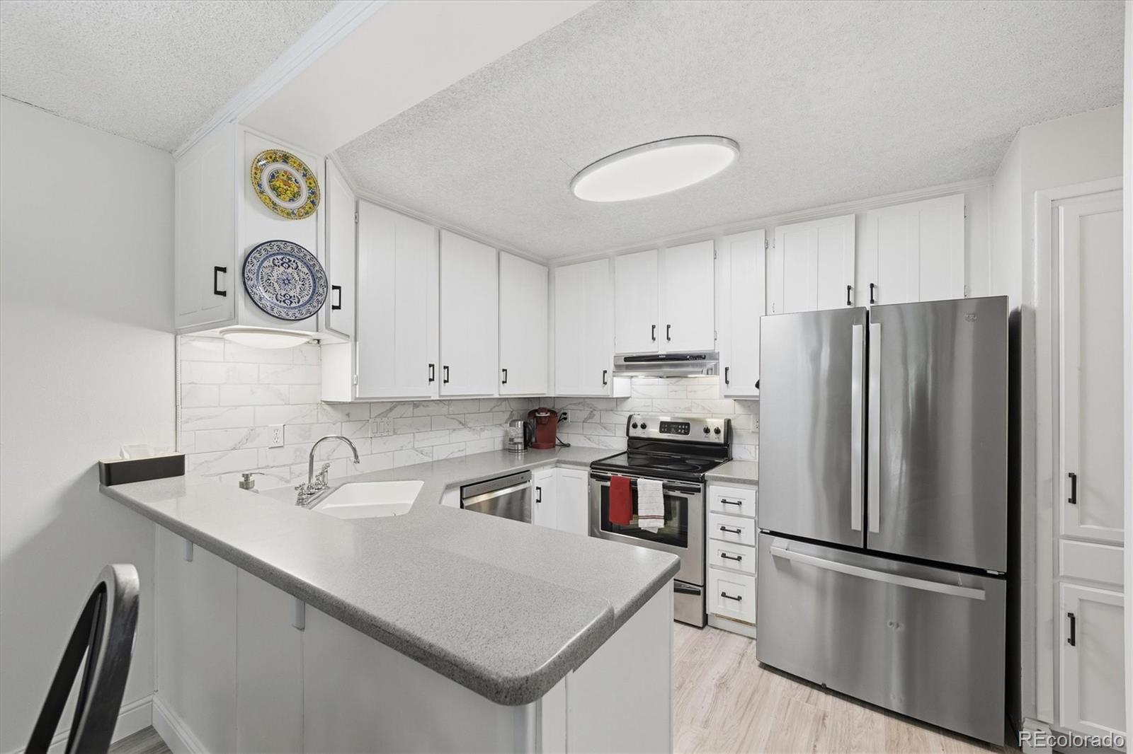 MLS Image #2 for 3470 s poplar street 209,denver, Colorado
