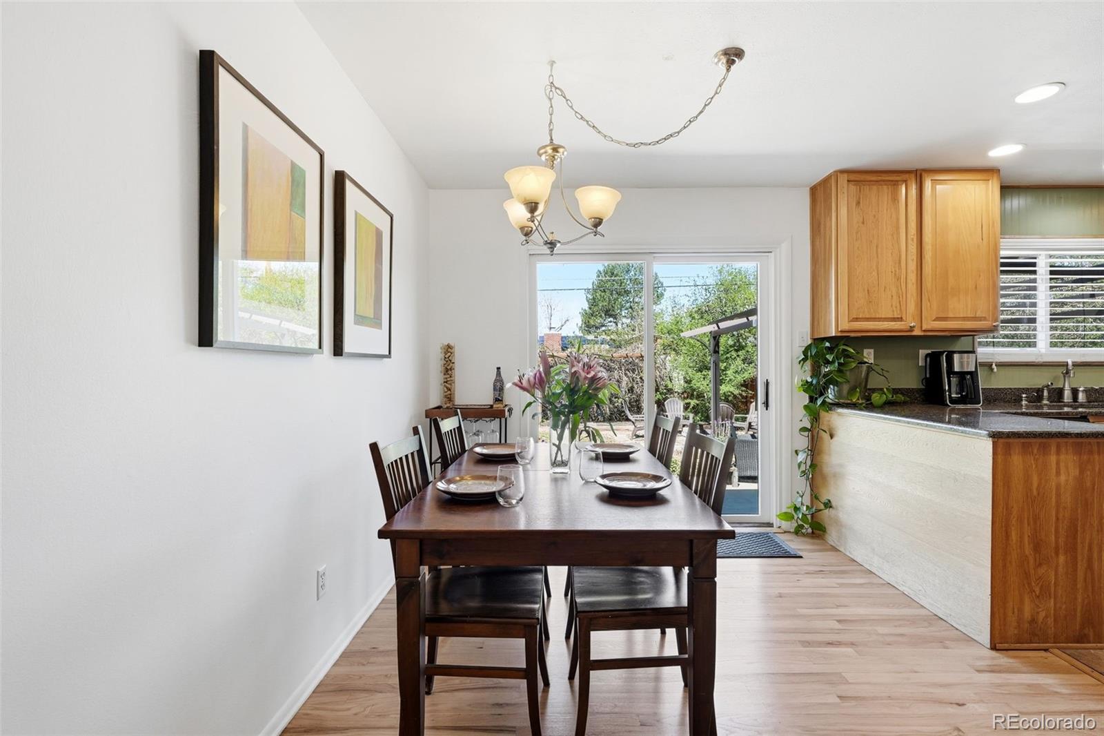 MLS Image #10 for 749 s hudson street,denver, Colorado