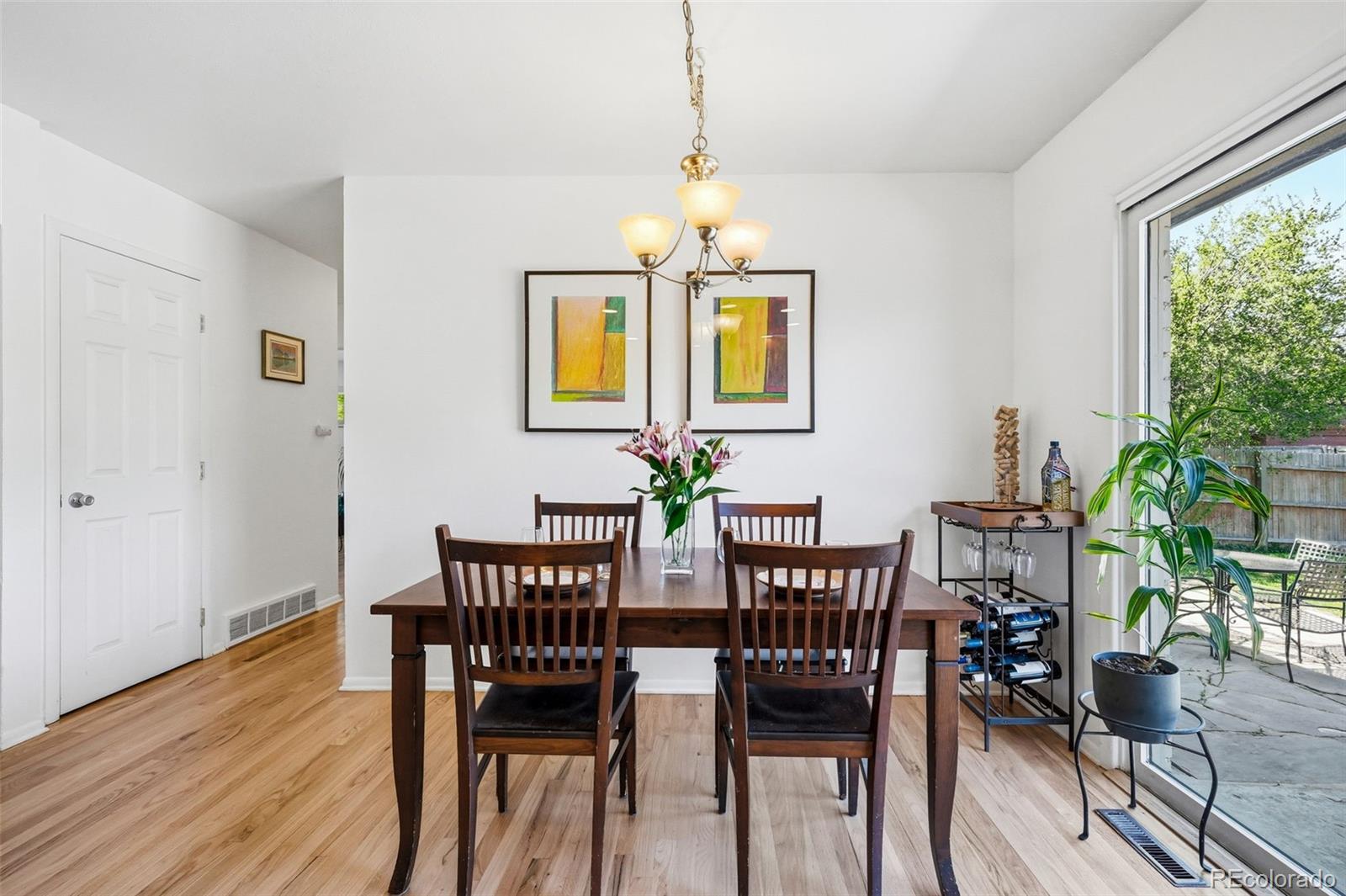 MLS Image #16 for 749 s hudson street,denver, Colorado