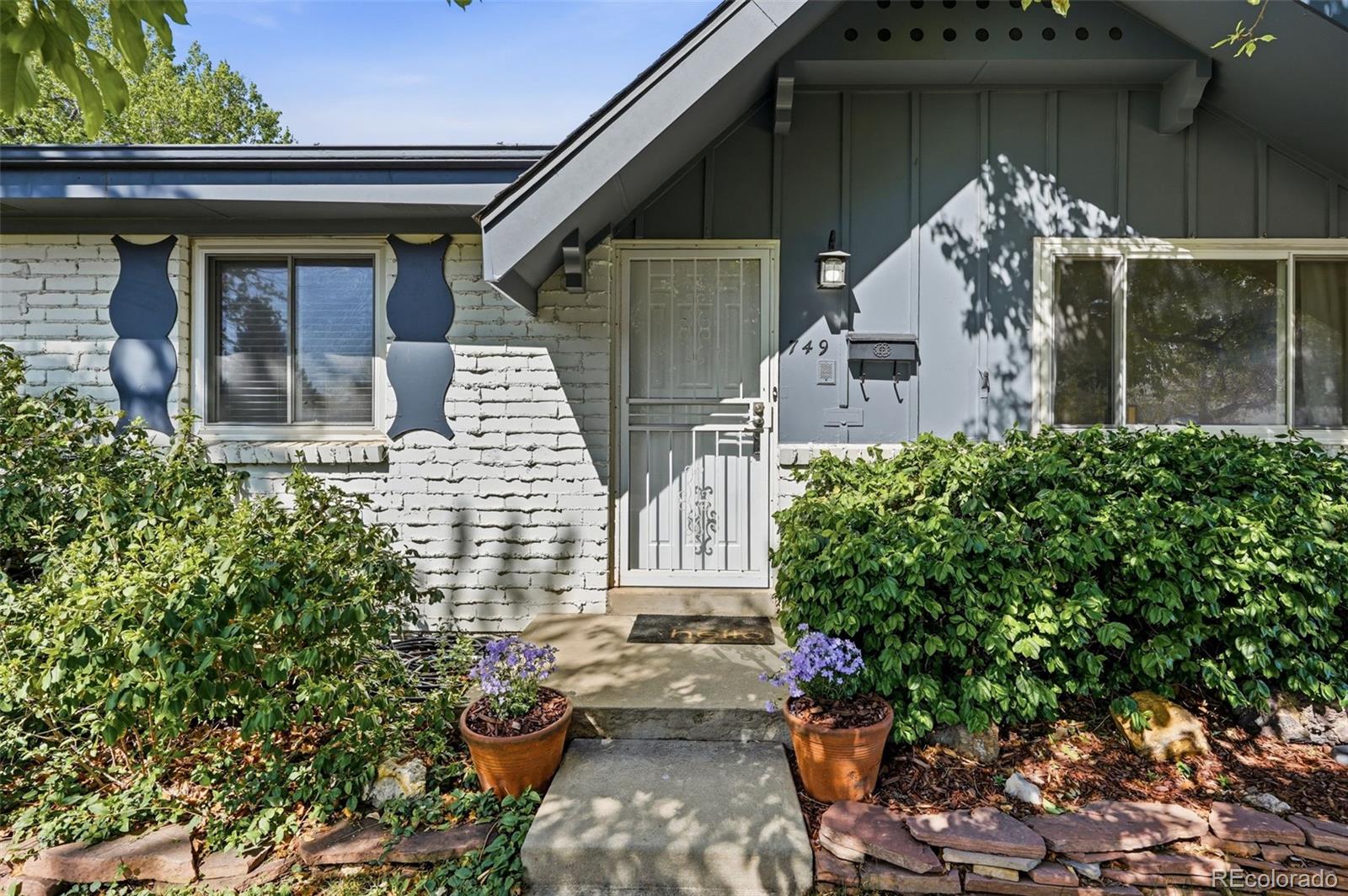 MLS Image #2 for 749 s hudson street,denver, Colorado
