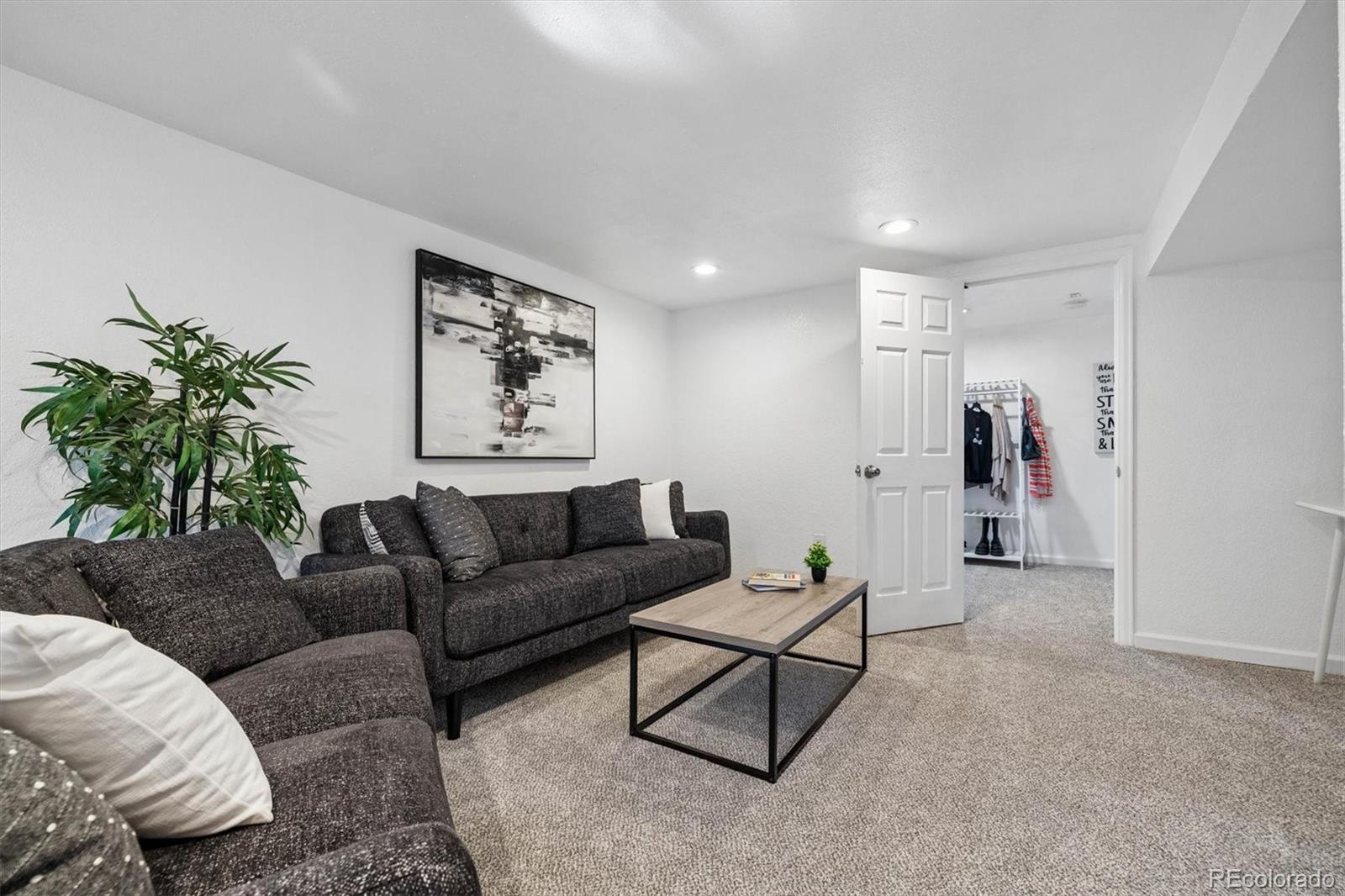 MLS Image #16 for 459  knox court,denver, Colorado