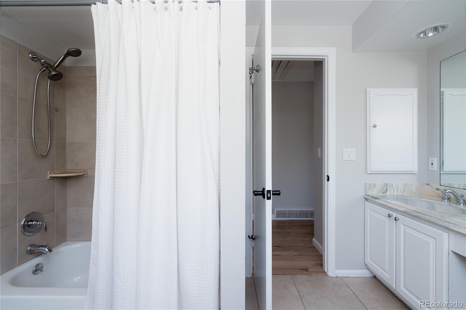 MLS Image #41 for 7015 e euclid drive,centennial, Colorado