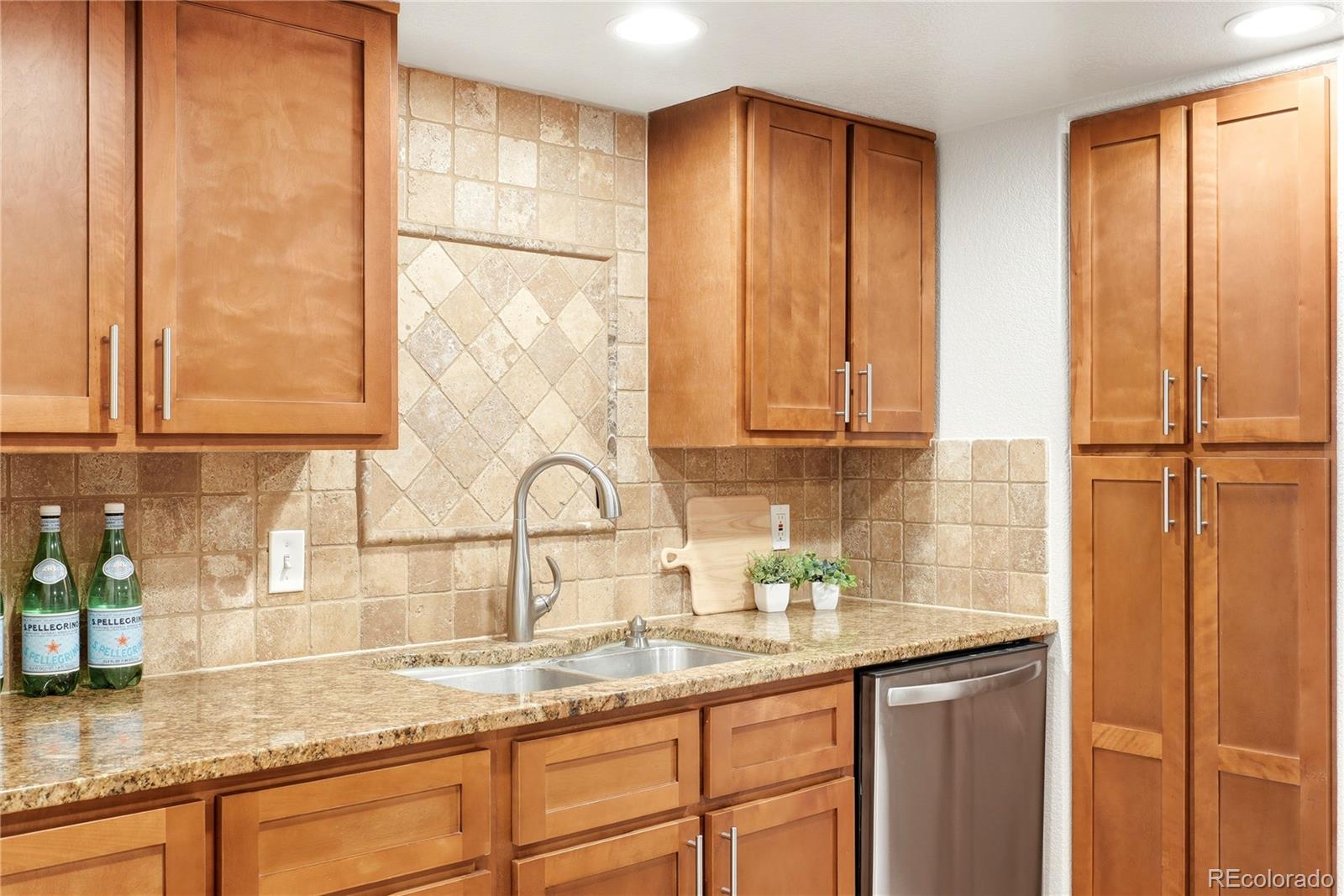 MLS Image #9 for 7540  kearney street,commerce city, Colorado
