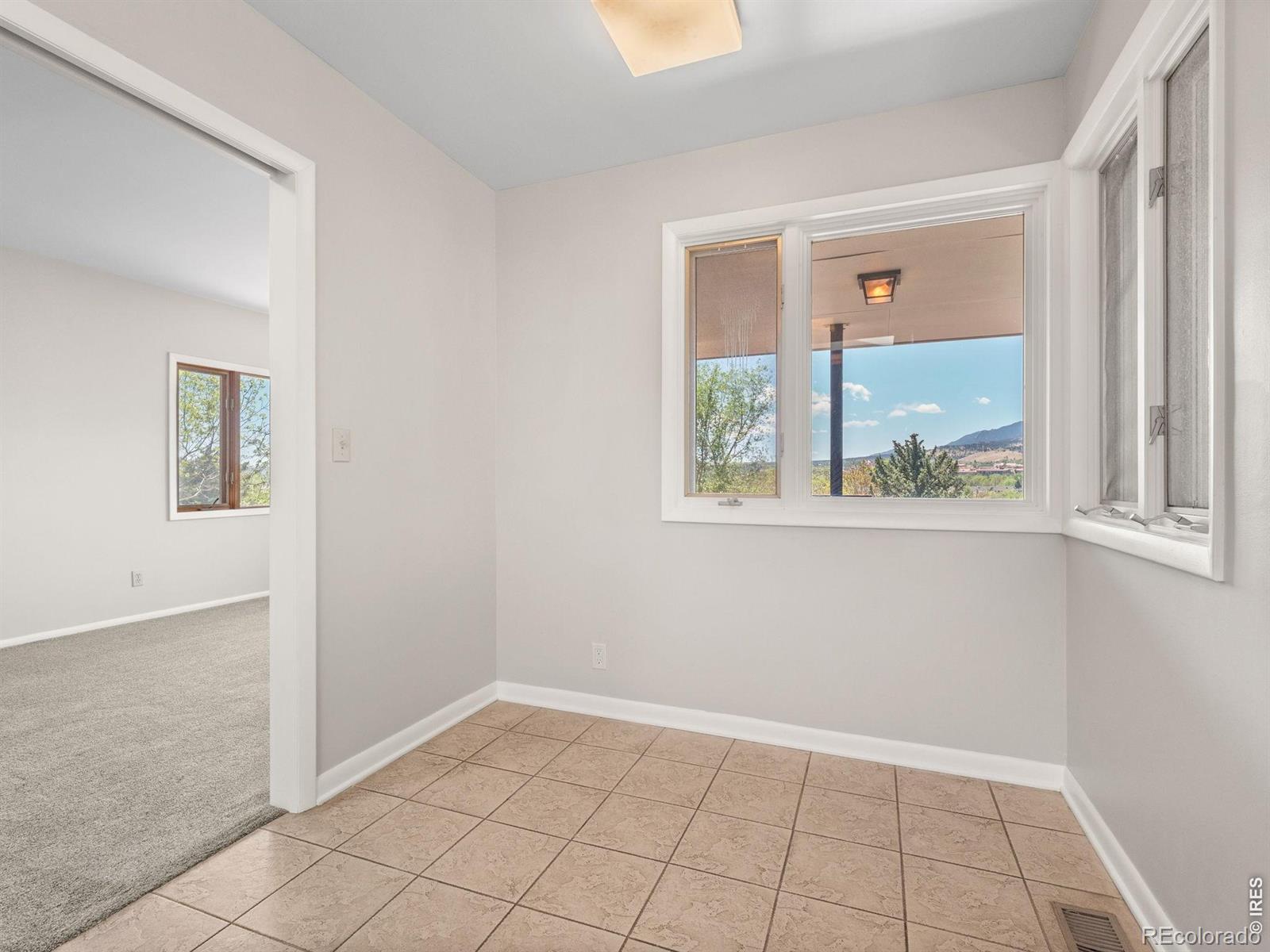 MLS Image #10 for 2360  balsam drive,boulder, Colorado