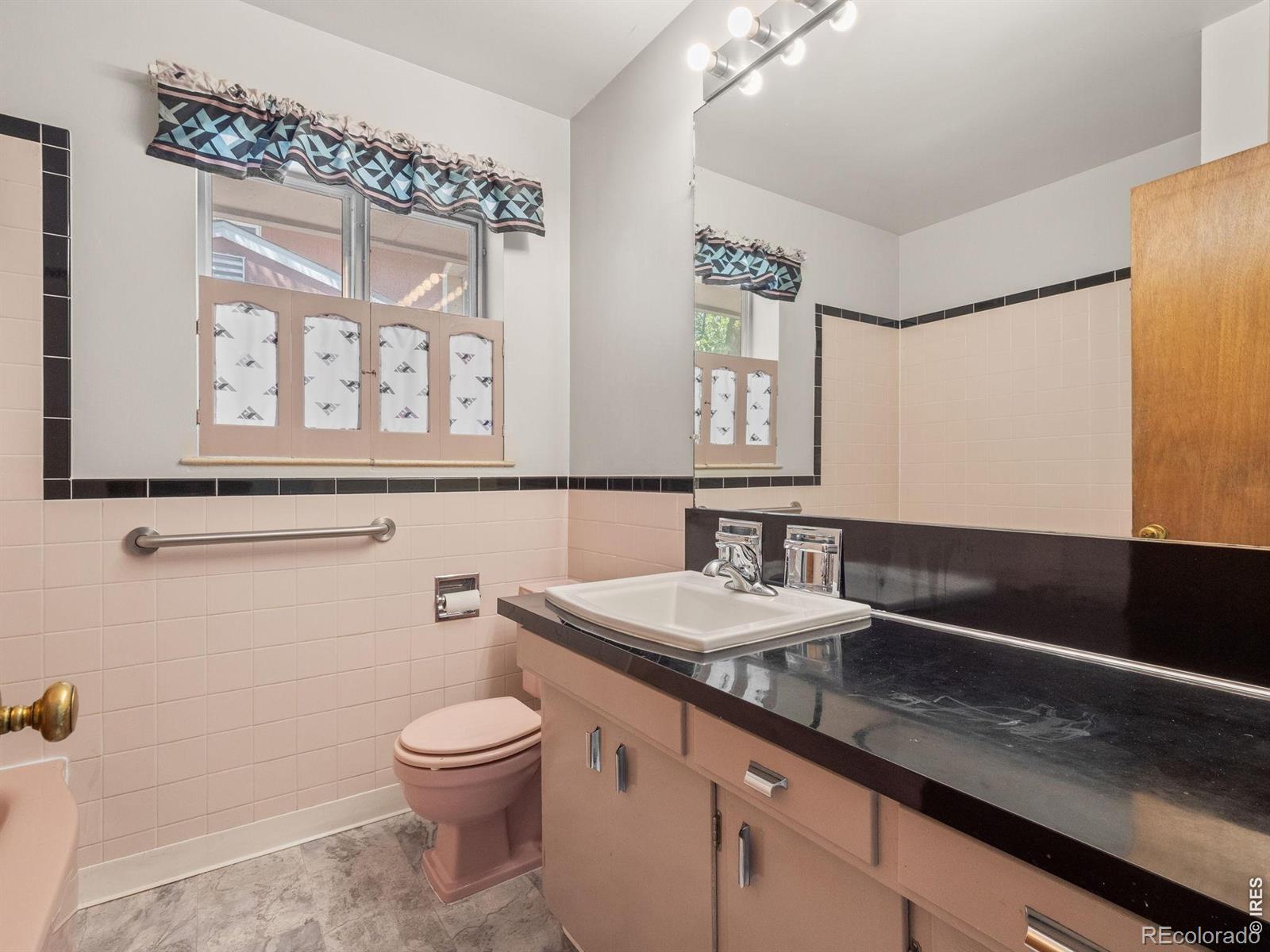 MLS Image #16 for 2360  balsam drive,boulder, Colorado