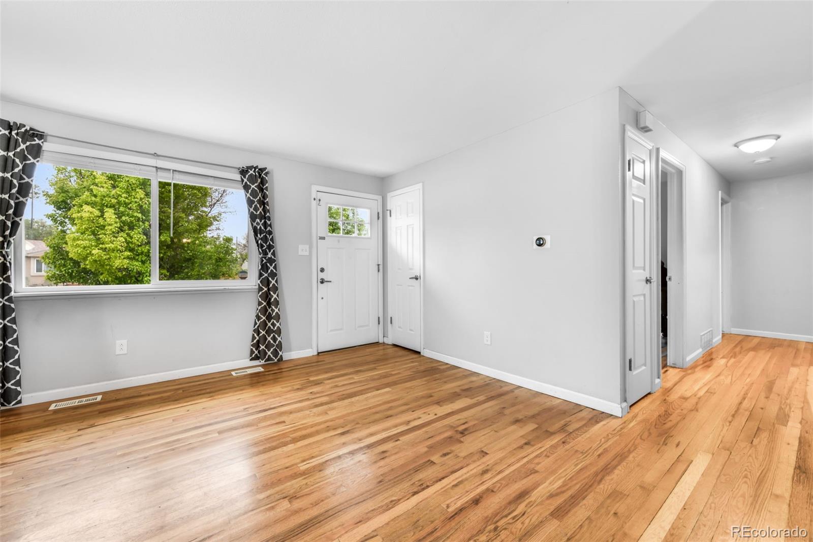 MLS Image #5 for 4014  tennyson avenue,colorado springs, Colorado