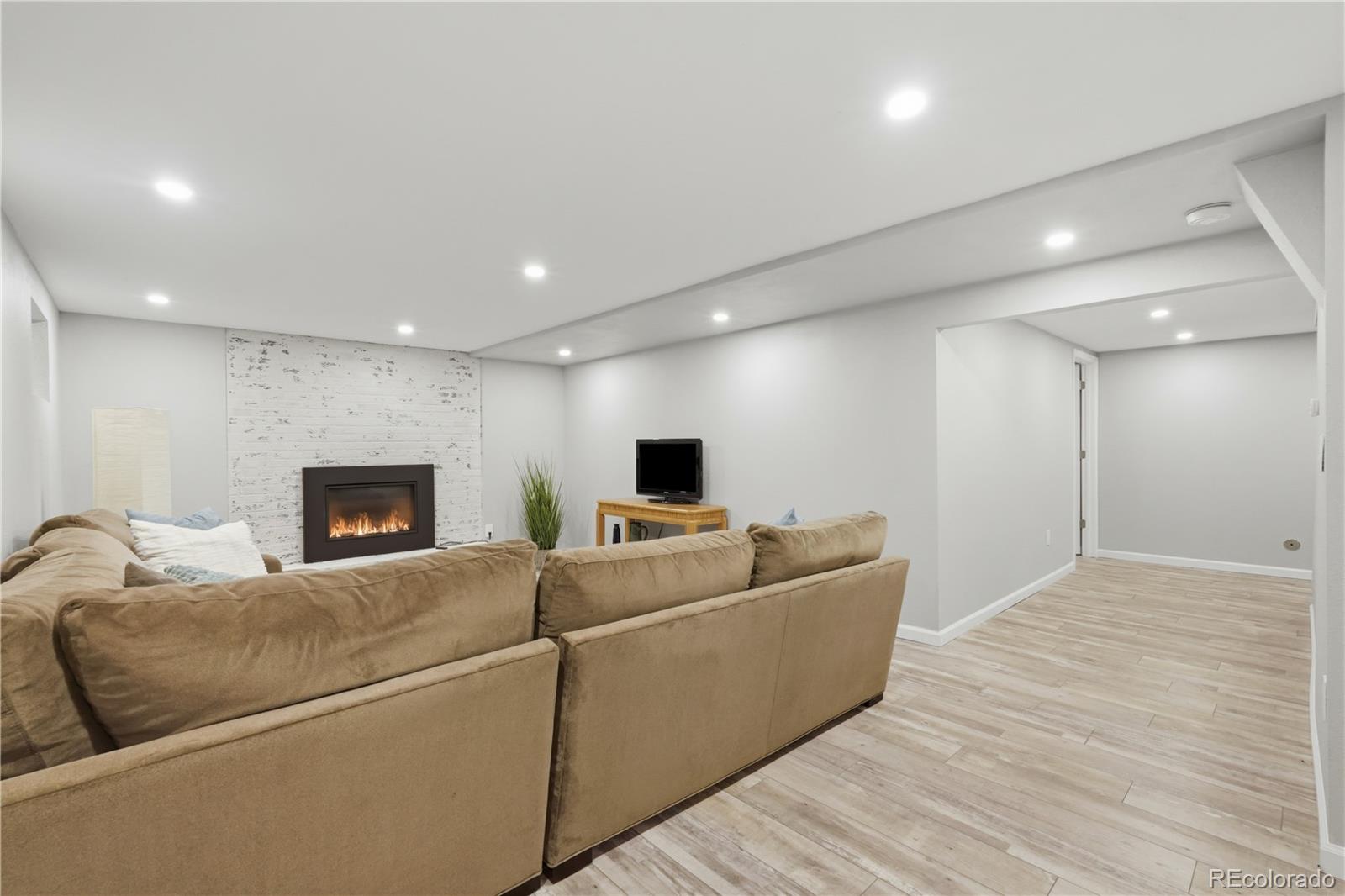 MLS Image #30 for 6747 s jackson court,centennial, Colorado