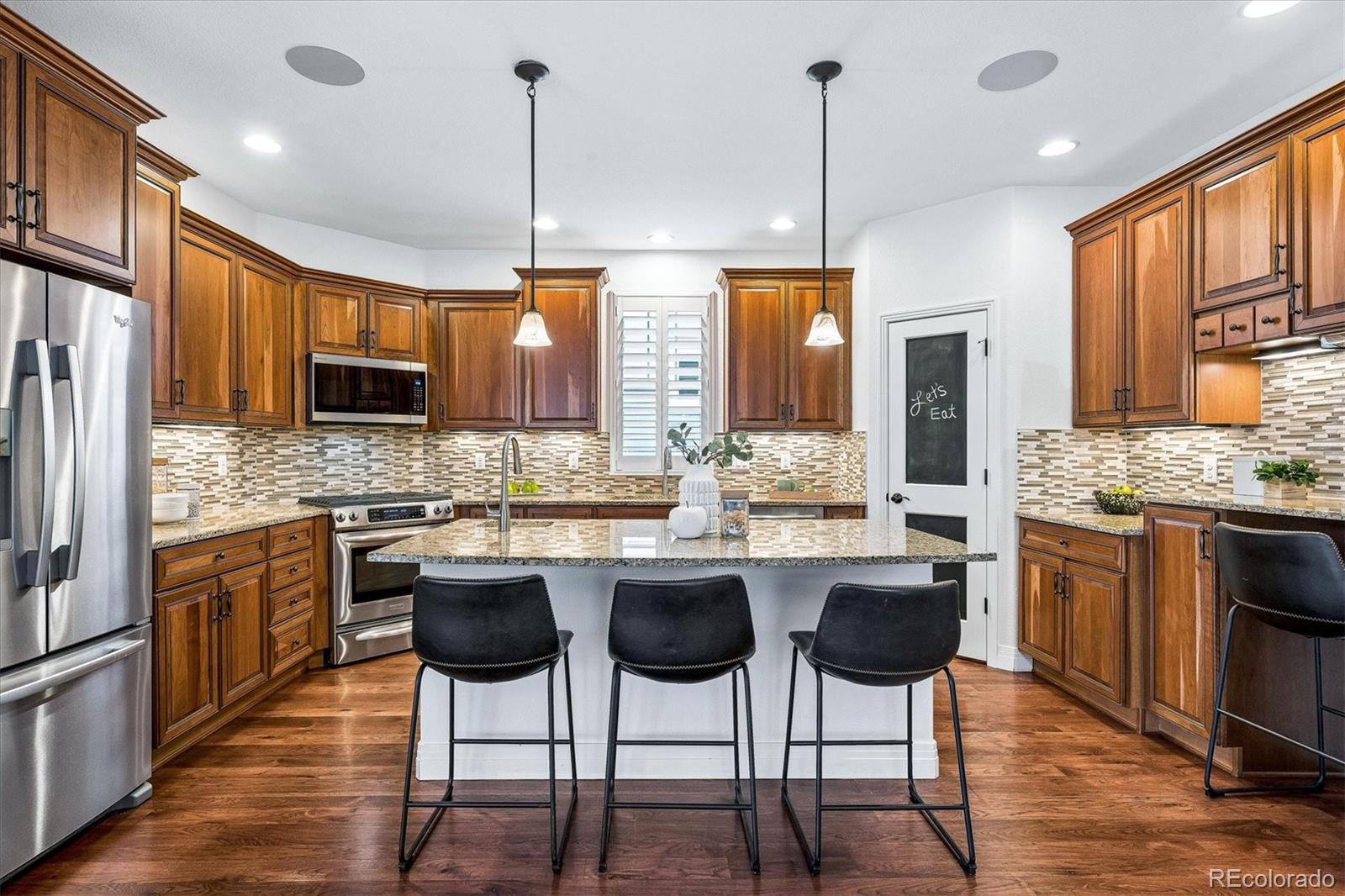 MLS Image #5 for 8043 e 49th place,denver, Colorado