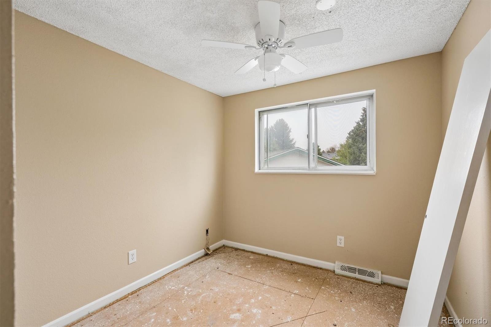 MLS Image #5 for 404  neptune court,lone tree, Colorado
