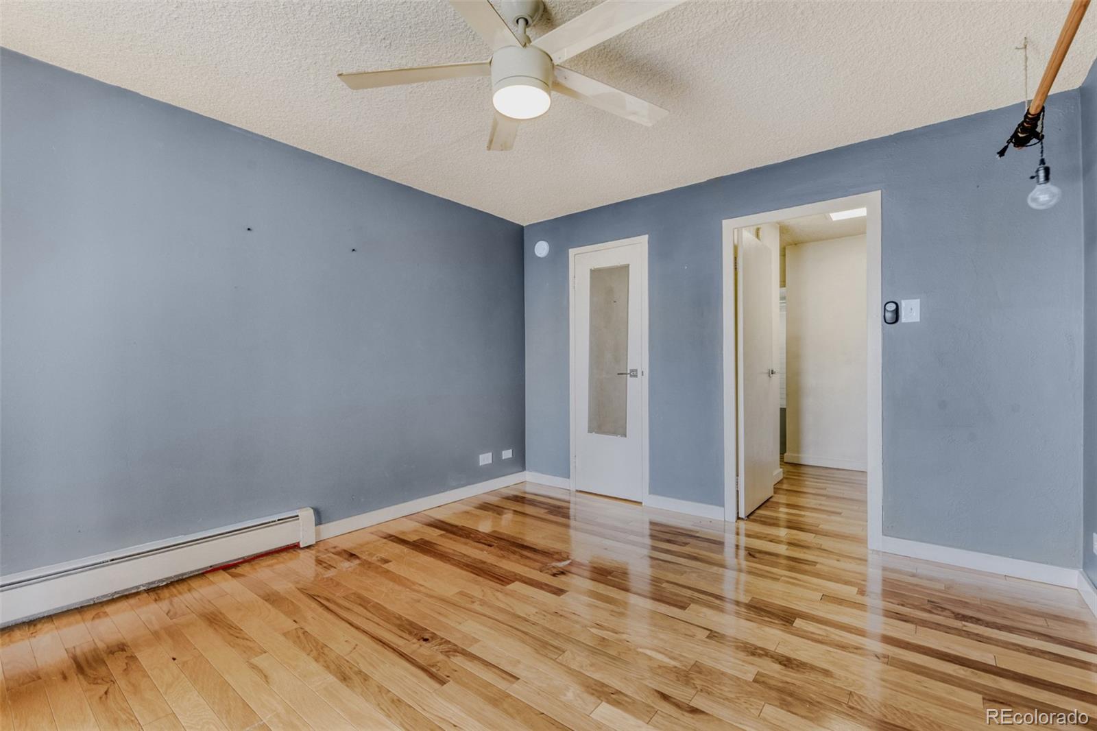 MLS Image #17 for 4800 e hale parkway,denver, Colorado
