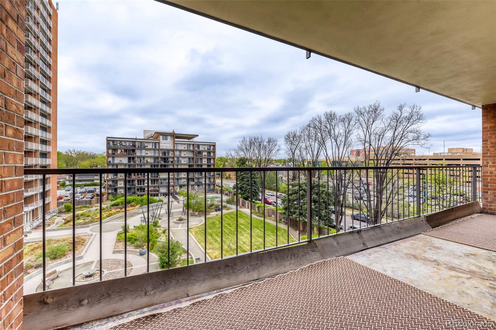 MLS Image #19 for 4800 e hale parkway,denver, Colorado