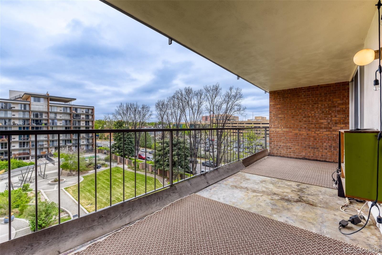MLS Image #20 for 4800 e hale parkway,denver, Colorado