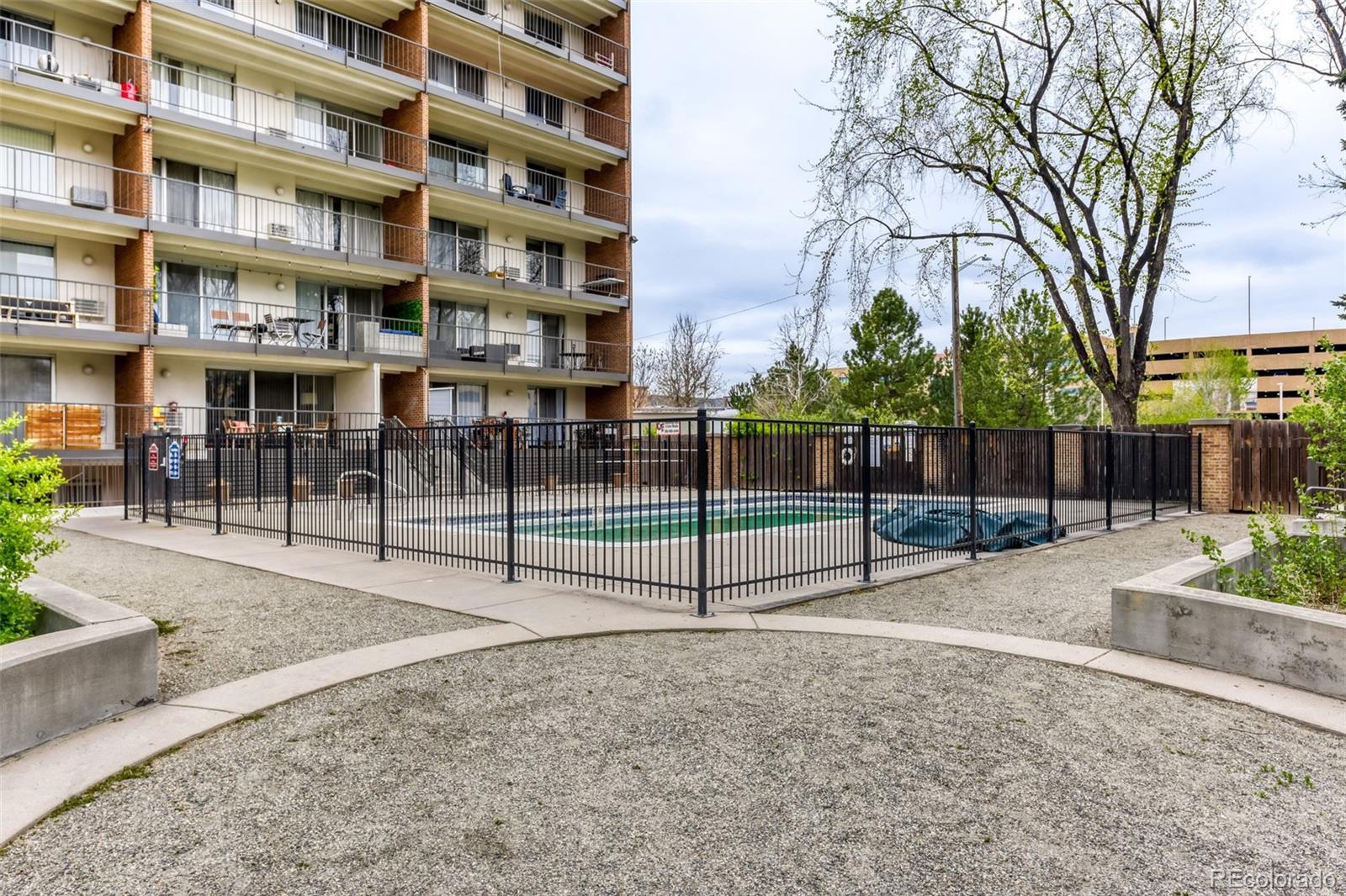 MLS Image #27 for 4800 e hale parkway,denver, Colorado
