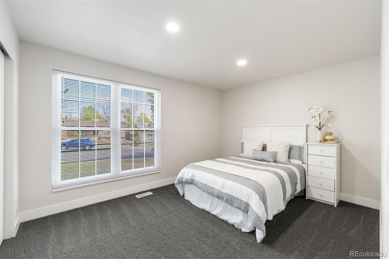 MLS Image #11 for 17836 e kansas place,aurora, Colorado