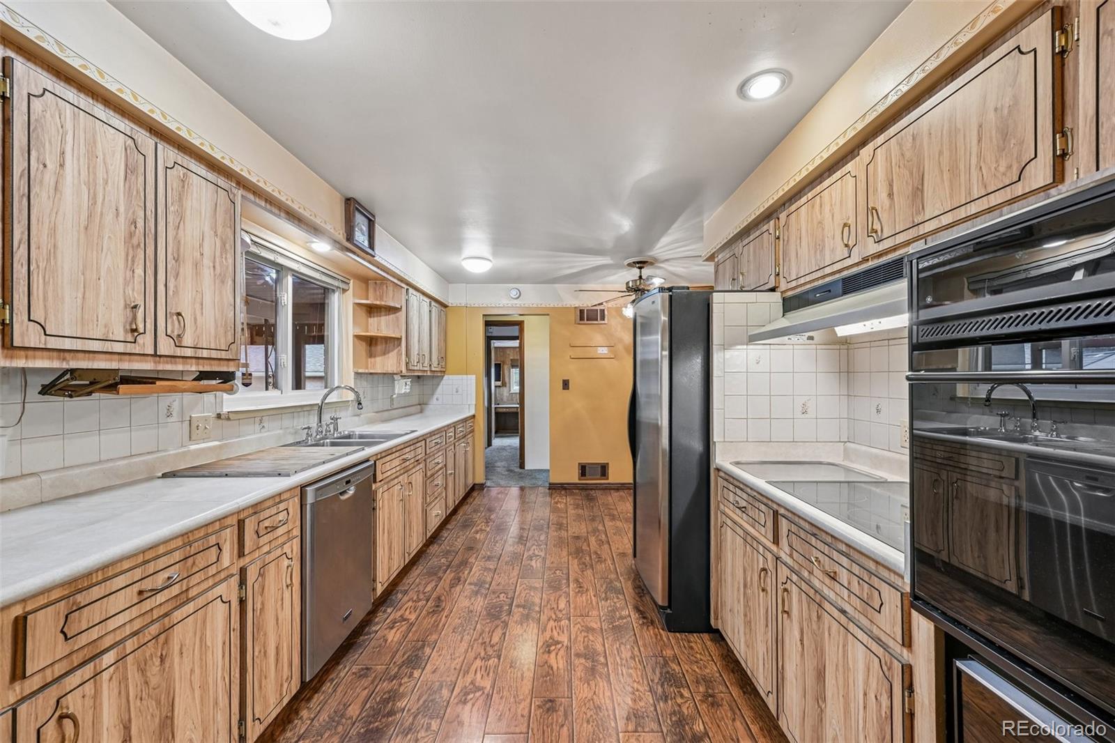MLS Image #12 for 1890  balsam street,lakewood, Colorado