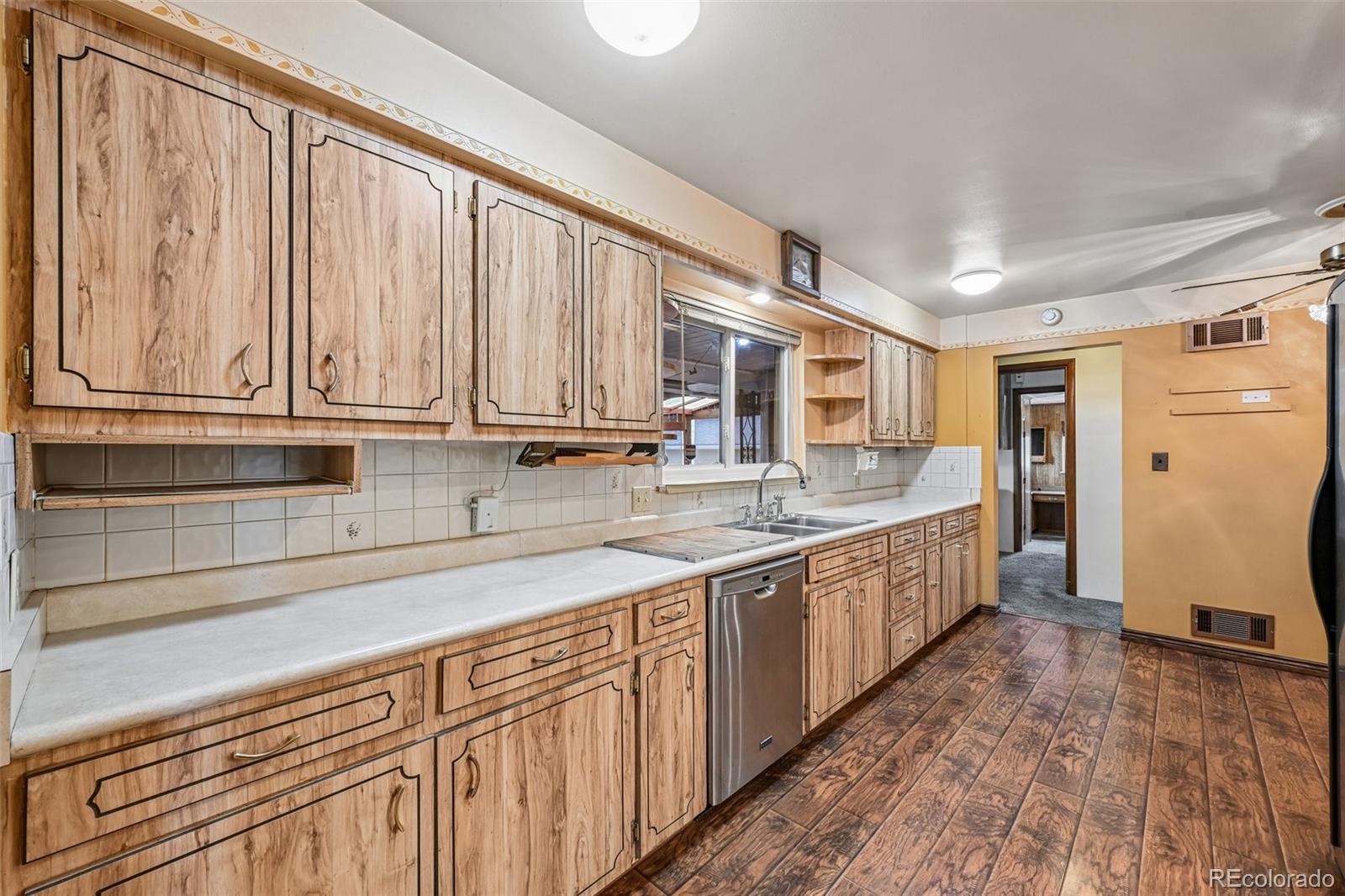 MLS Image #13 for 1890  balsam street,lakewood, Colorado