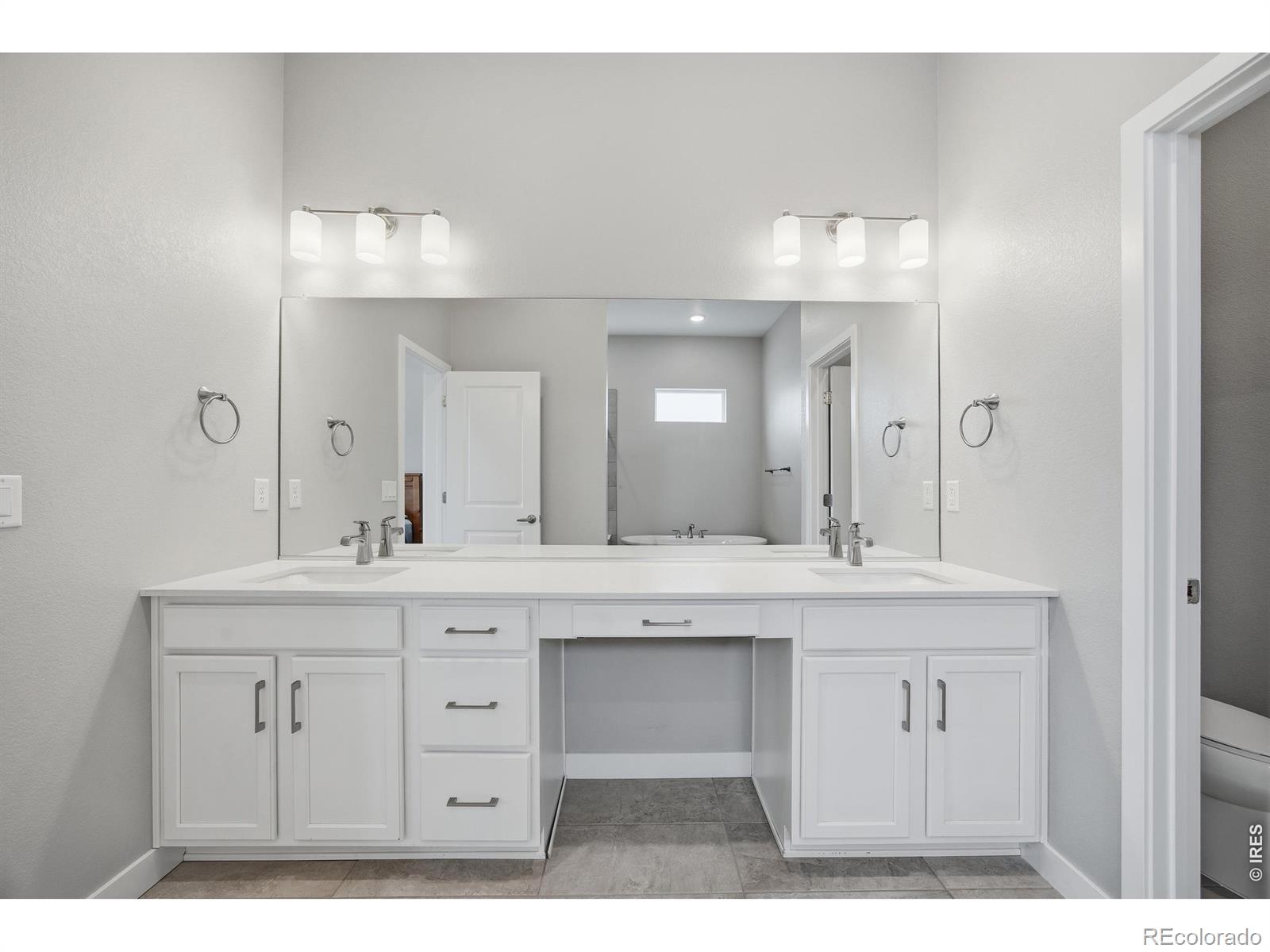 MLS Image #18 for 5118  lake trail court,firestone, Colorado